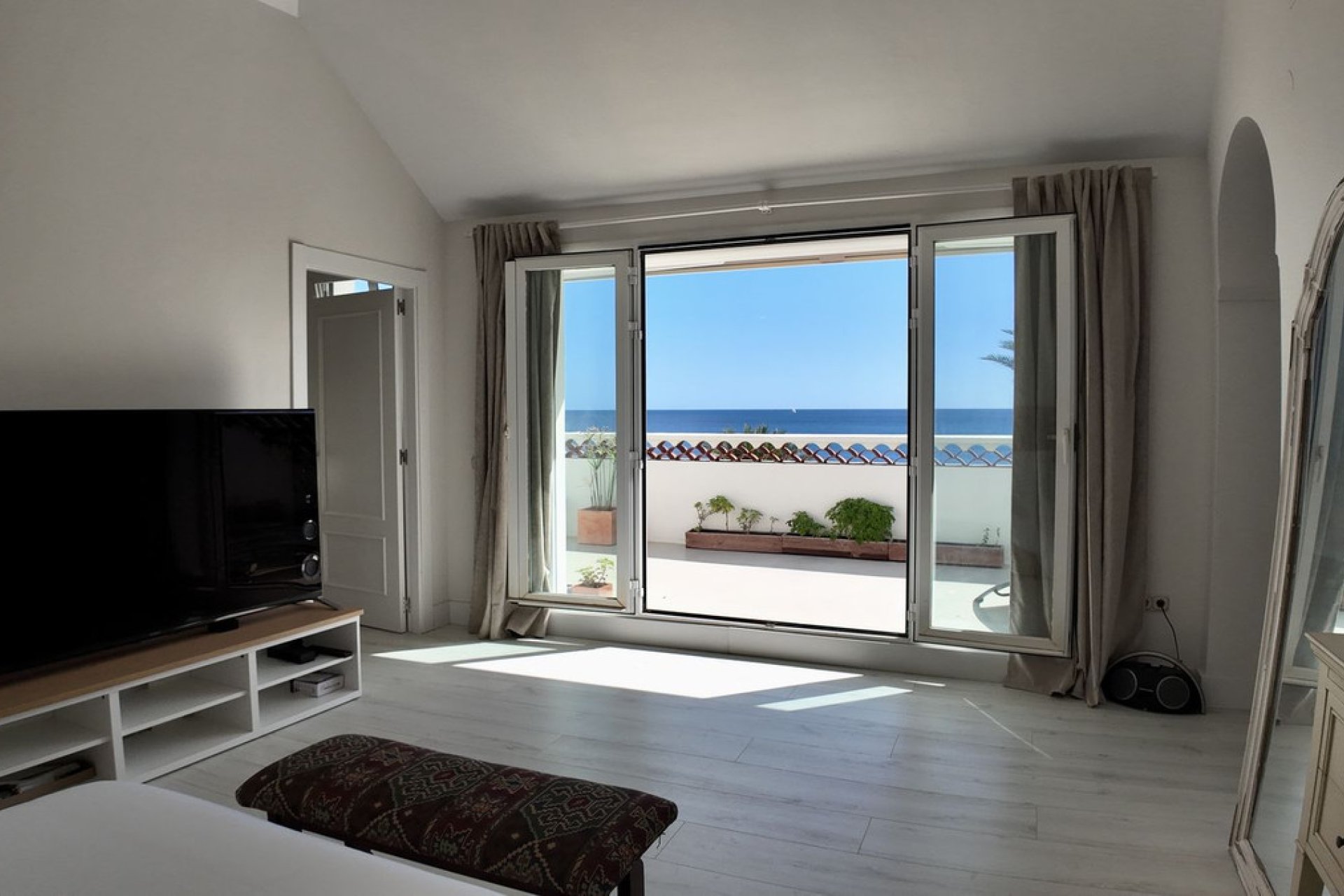 Resale - Apartment - Middle Floor Apartment - Casares - Casares Playa