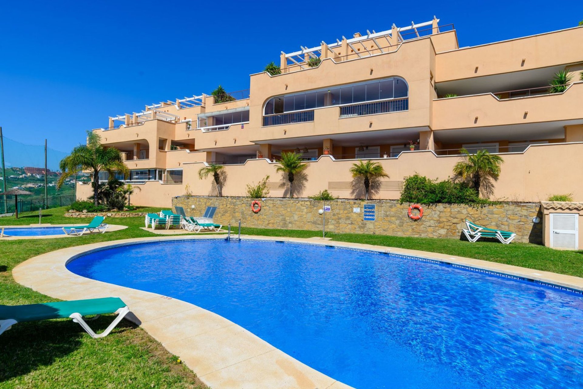 Resale - Apartment - Middle Floor Apartment - Casares - Casares Playa