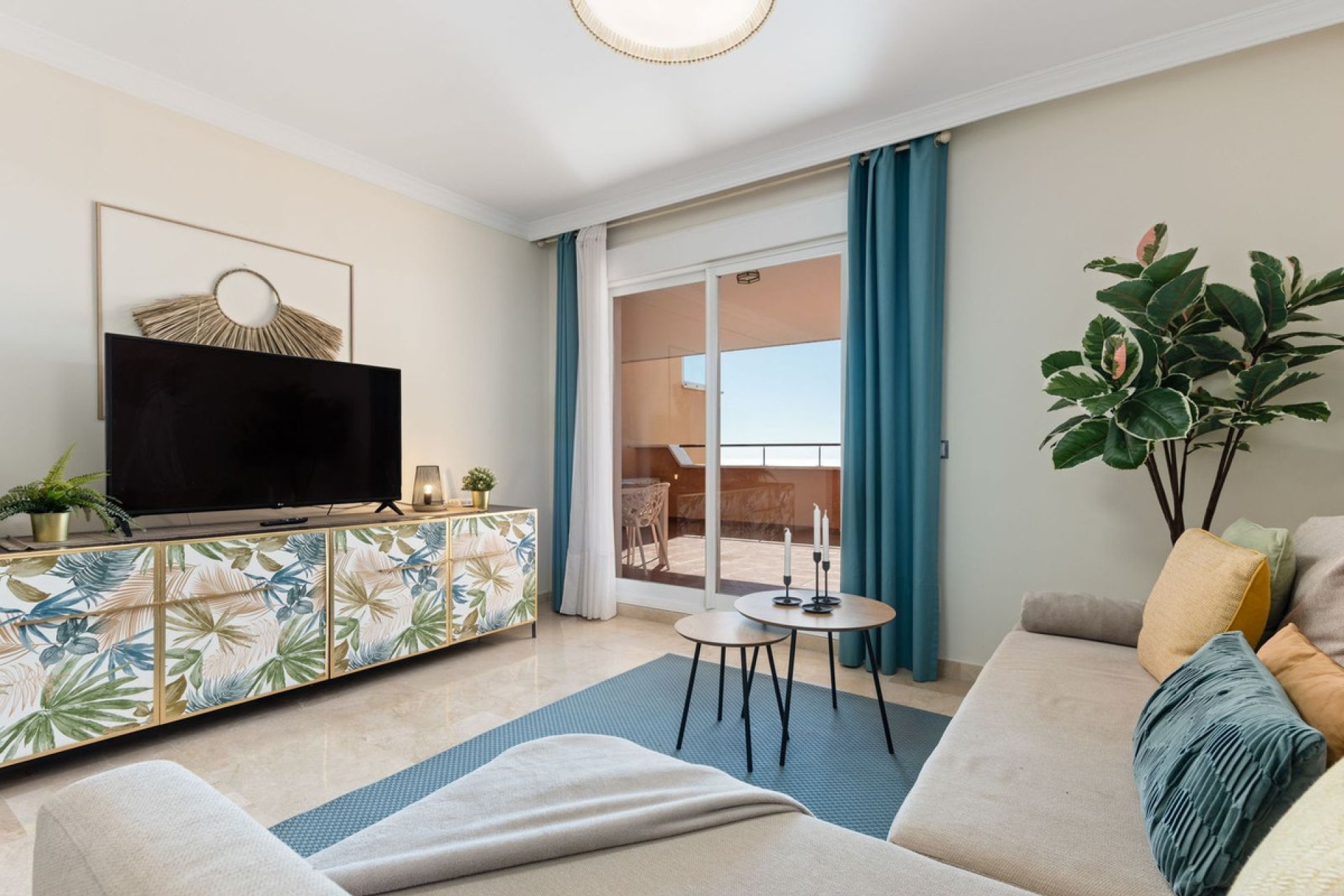 Resale - Apartment - Middle Floor Apartment - Casares - Casares Playa