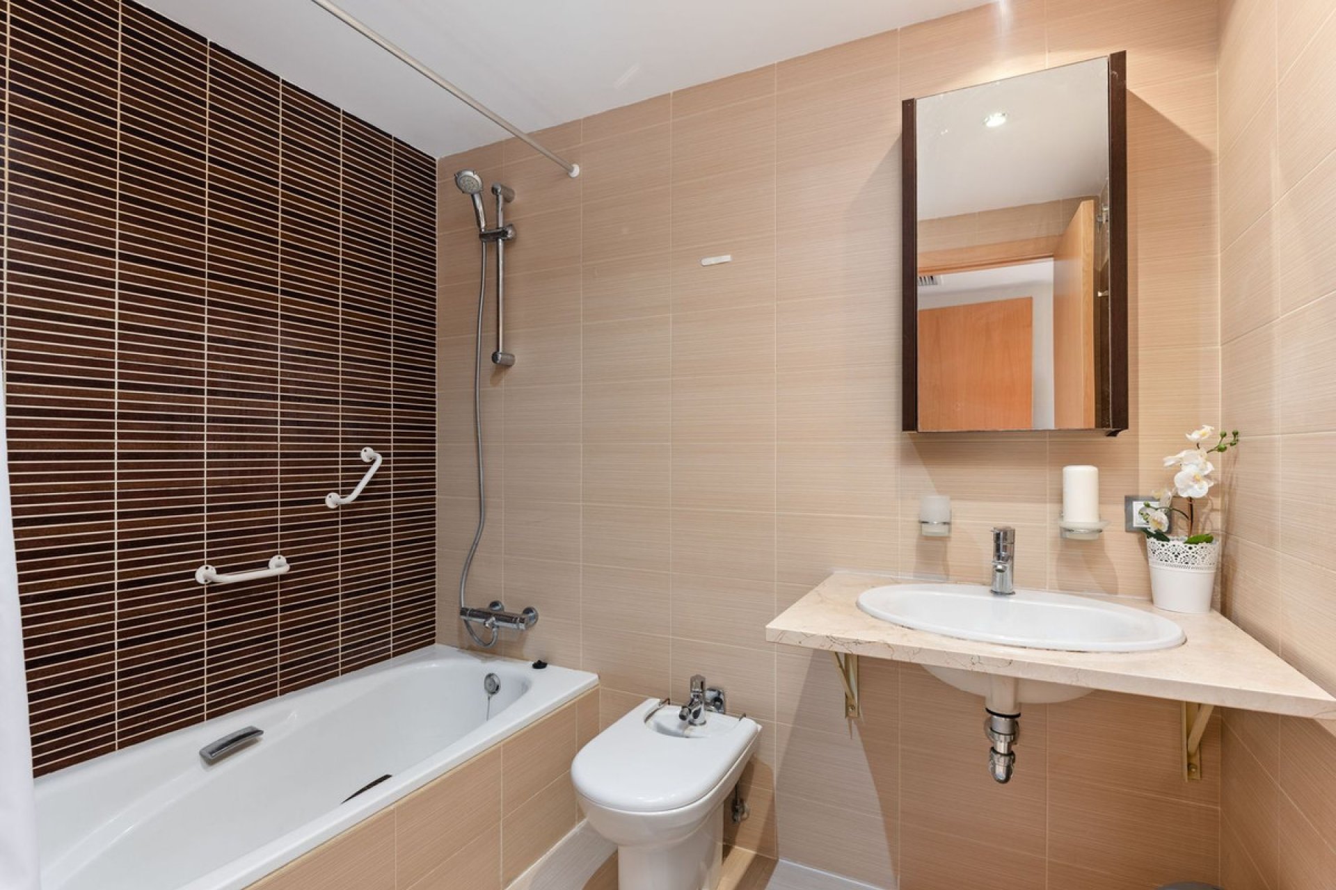 Resale - Apartment - Middle Floor Apartment - Casares - Casares Playa