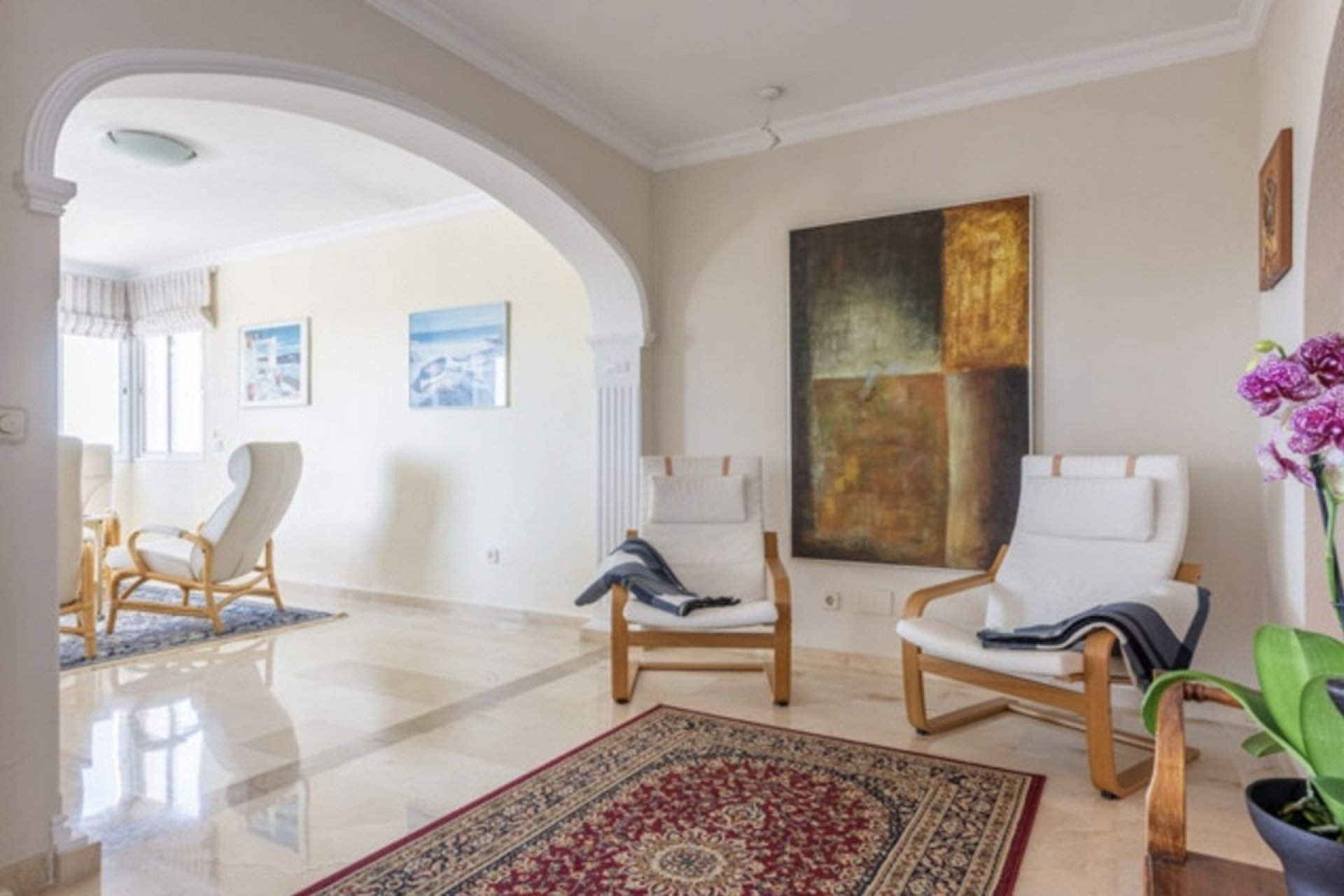 Resale - Apartment - Middle Floor Apartment - Estepona - Atalaya