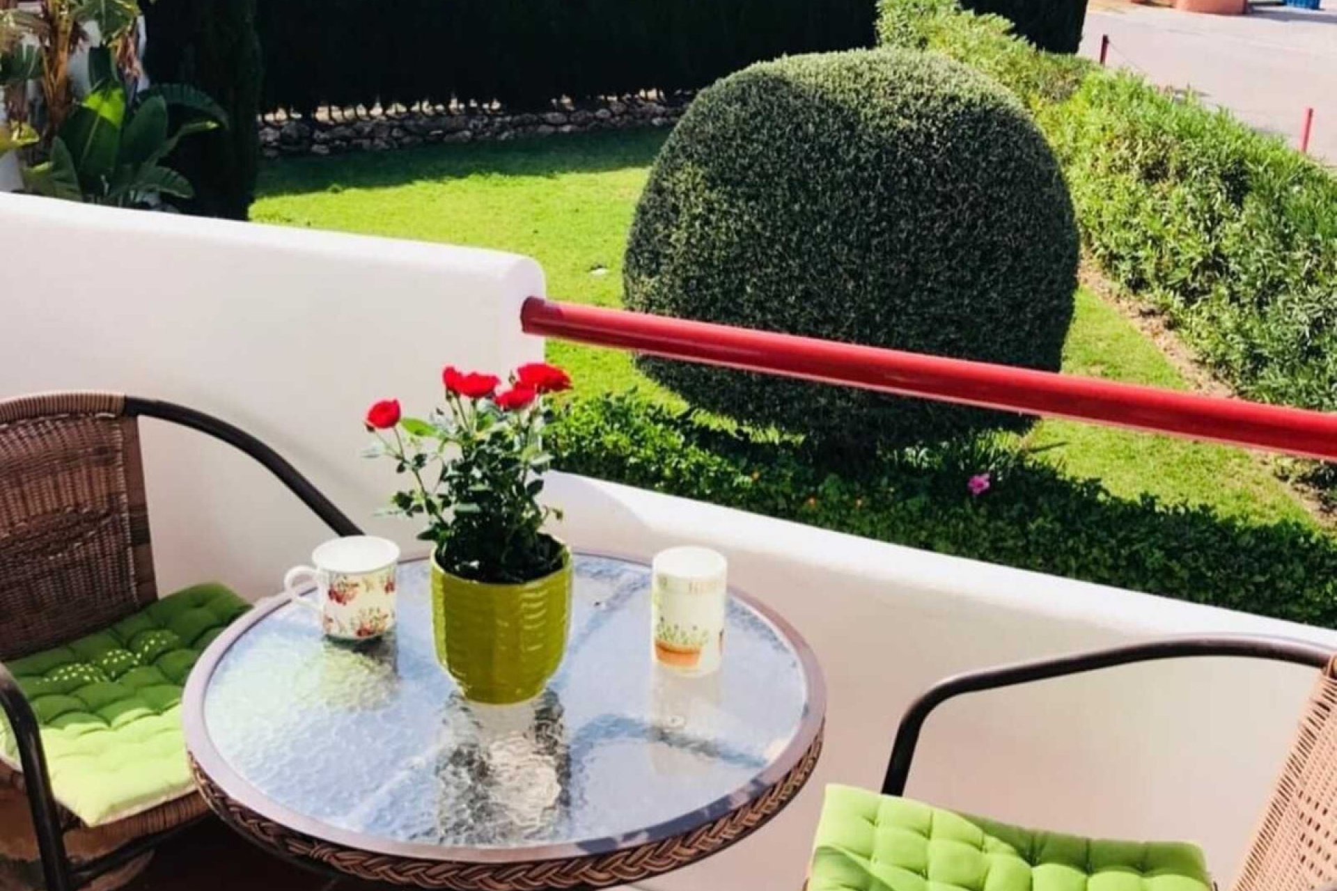 Resale - Apartment - Middle Floor Apartment - Estepona - Bel Air