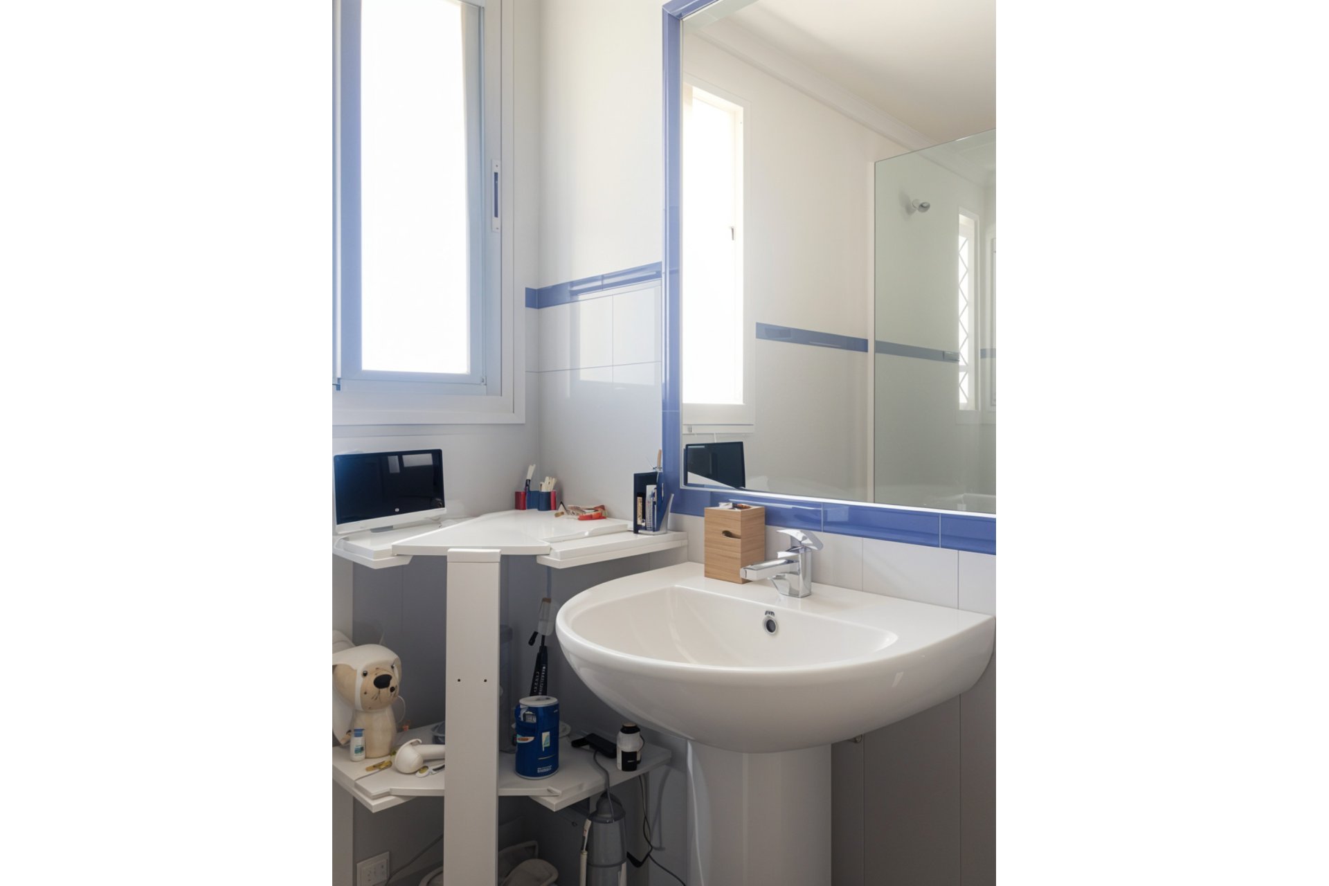 Resale - Apartment - Middle Floor Apartment - Estepona - Bel Air