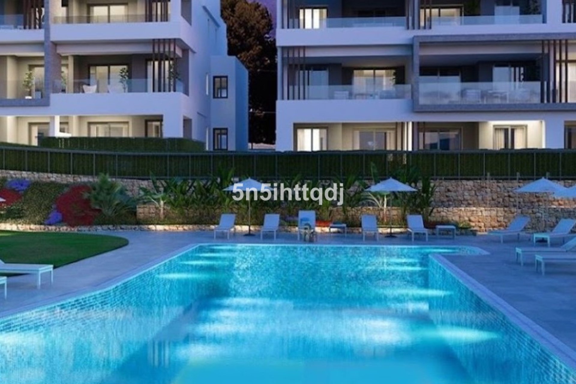 Resale - Apartment - Middle Floor Apartment - Estepona - Bel Air