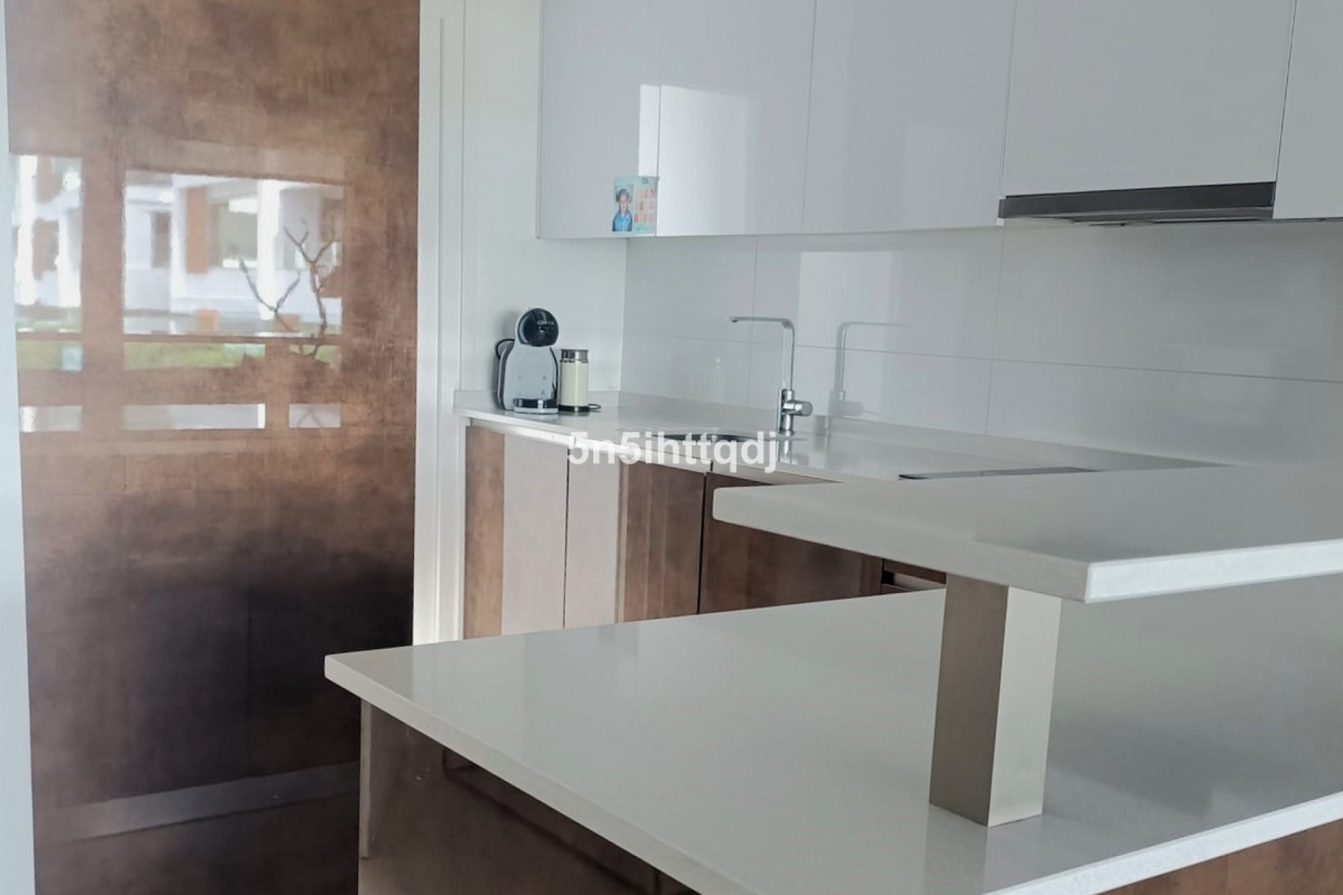 Resale - Apartment - Middle Floor Apartment - Estepona - Bel Air