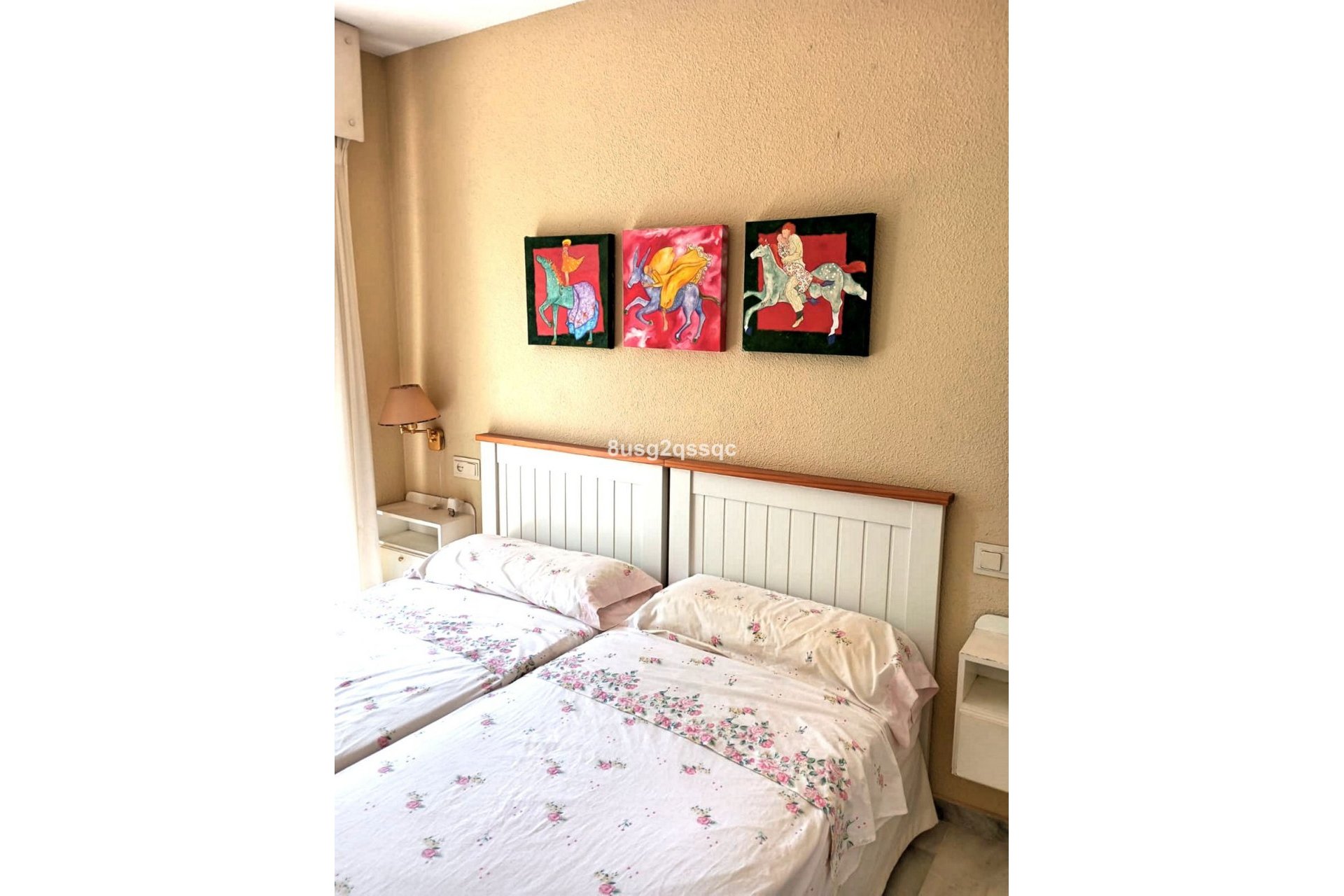 Resale - Apartment - Middle Floor Apartment - Estepona - Costalita