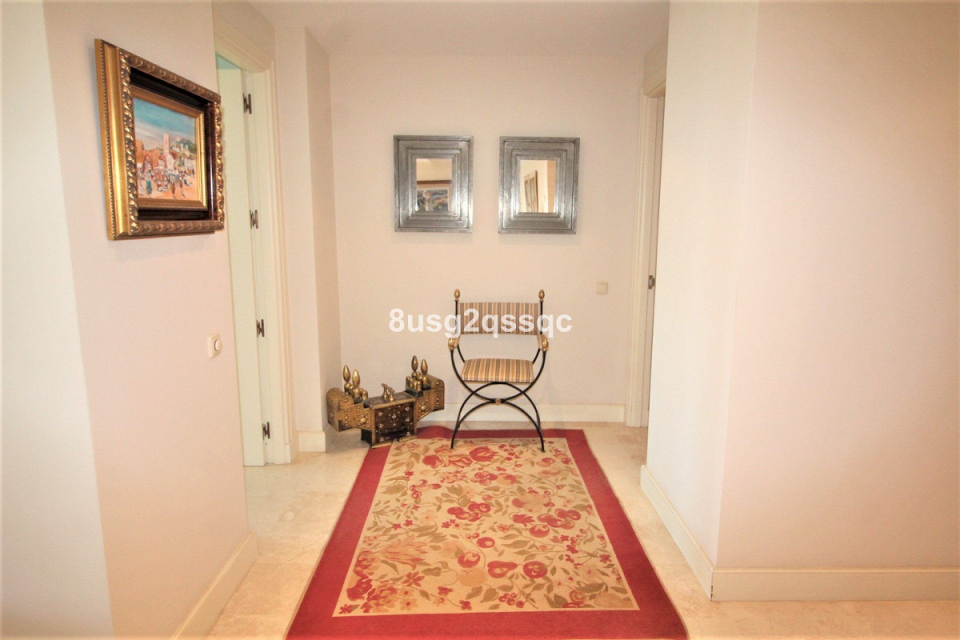 Resale - Apartment - Middle Floor Apartment - Estepona - Costalita