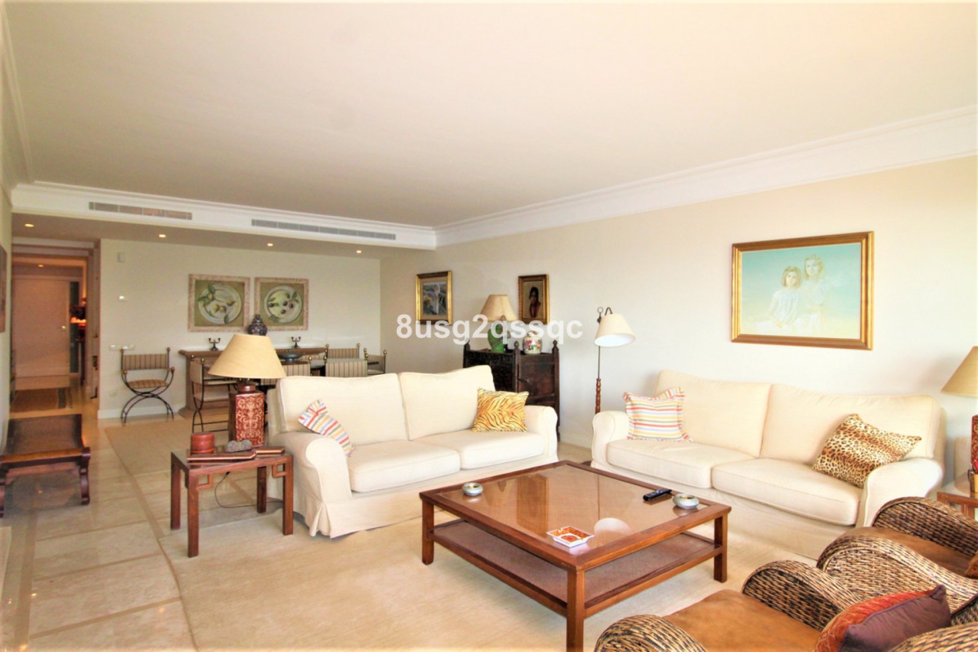 Resale - Apartment - Middle Floor Apartment - Estepona - Costalita