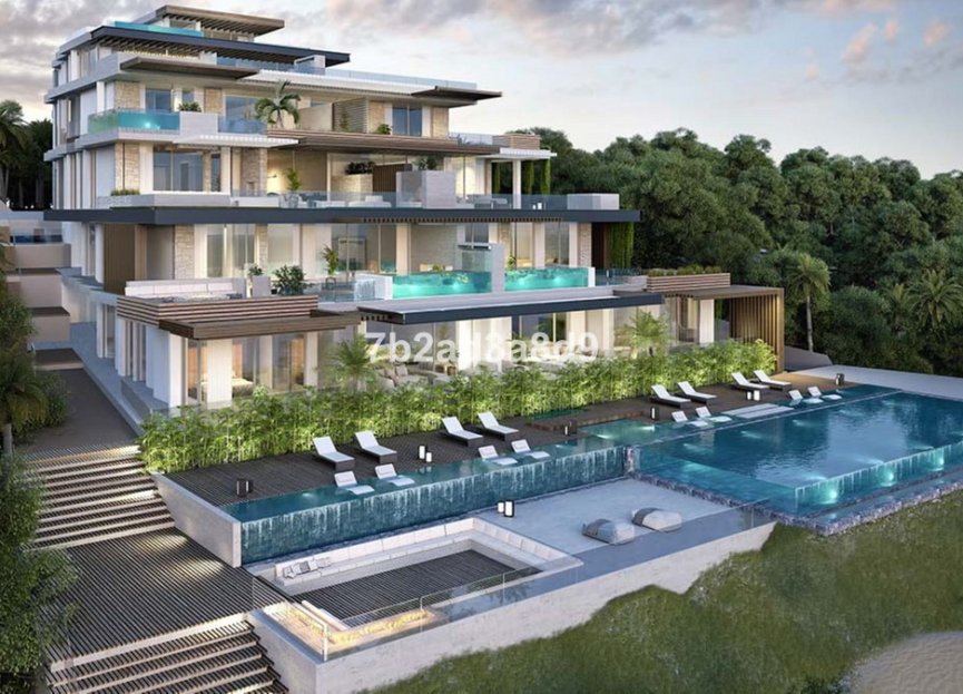 Resale - Apartment - Middle Floor Apartment - Estepona - Estepona Centro