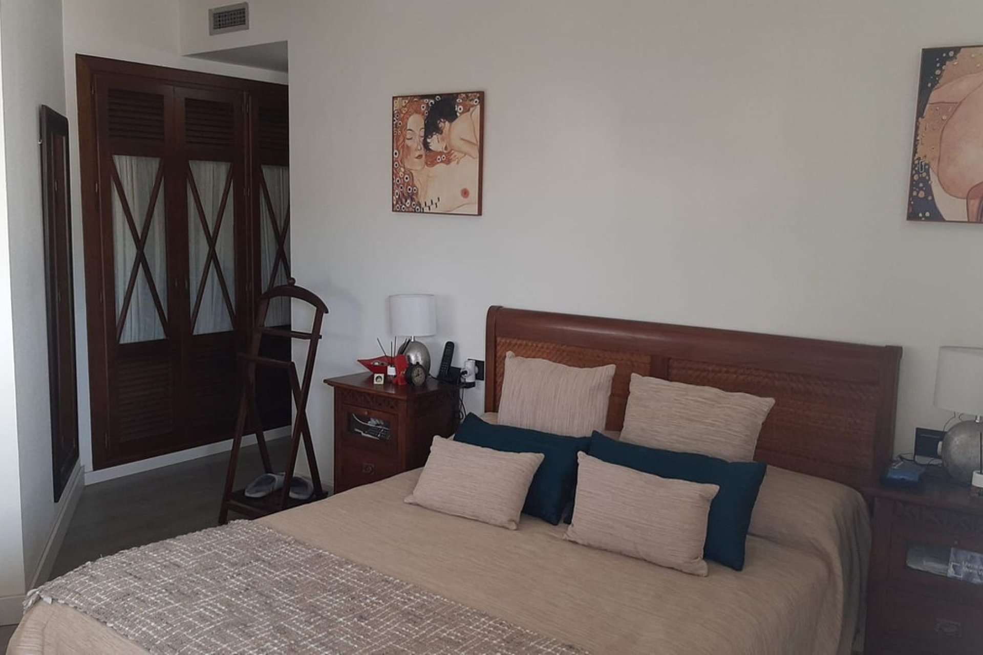 Resale - Apartment - Middle Floor Apartment - Estepona - Estepona Centro