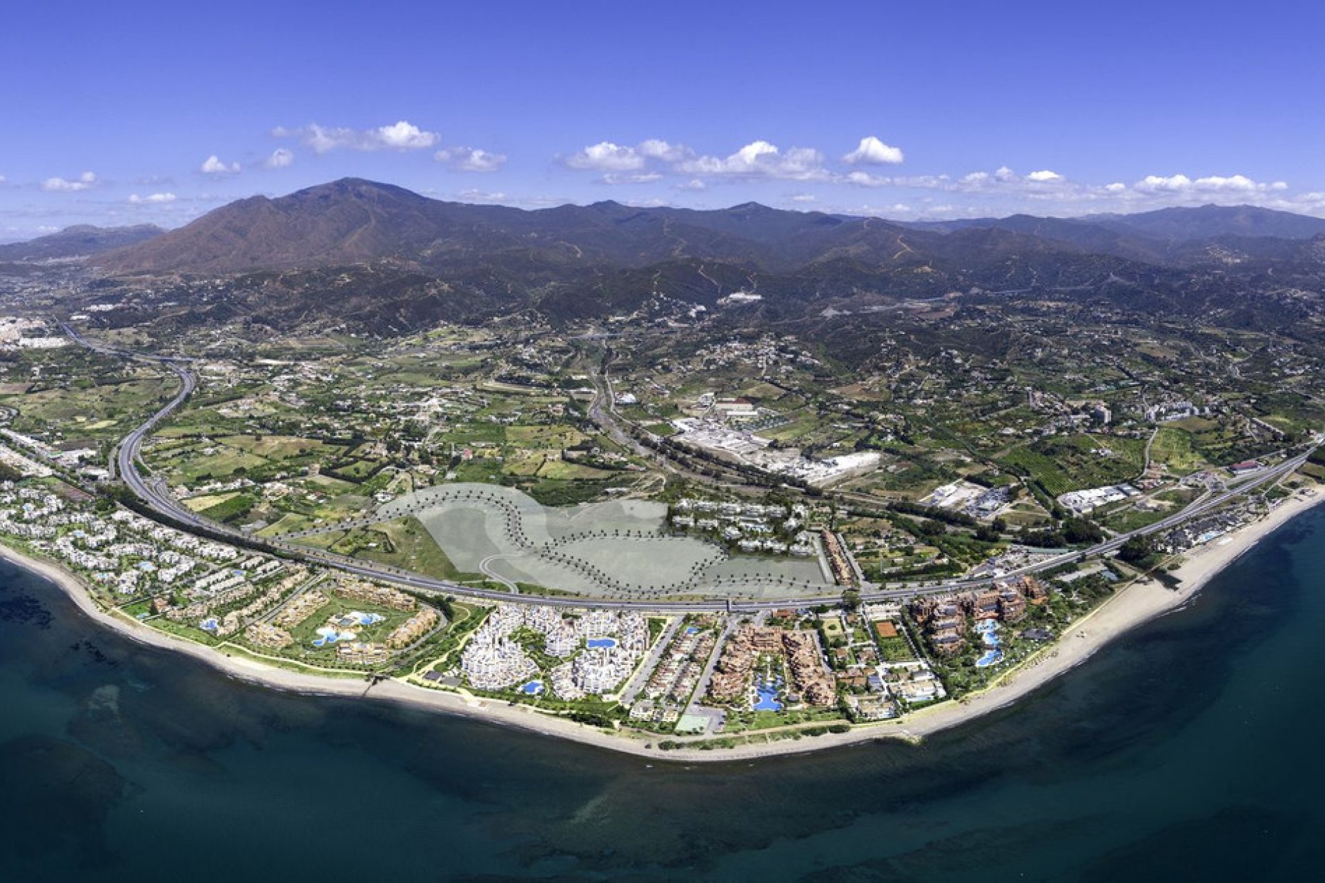 Resale - Apartment - Middle Floor Apartment - Estepona - Estepona Centro