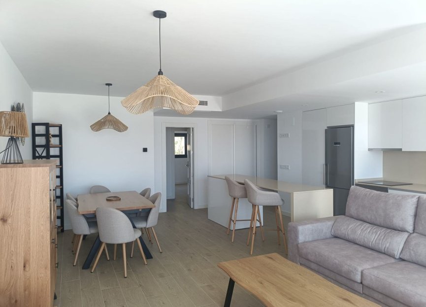 Resale - Apartment - Middle Floor Apartment - Estepona - Estepona Centro