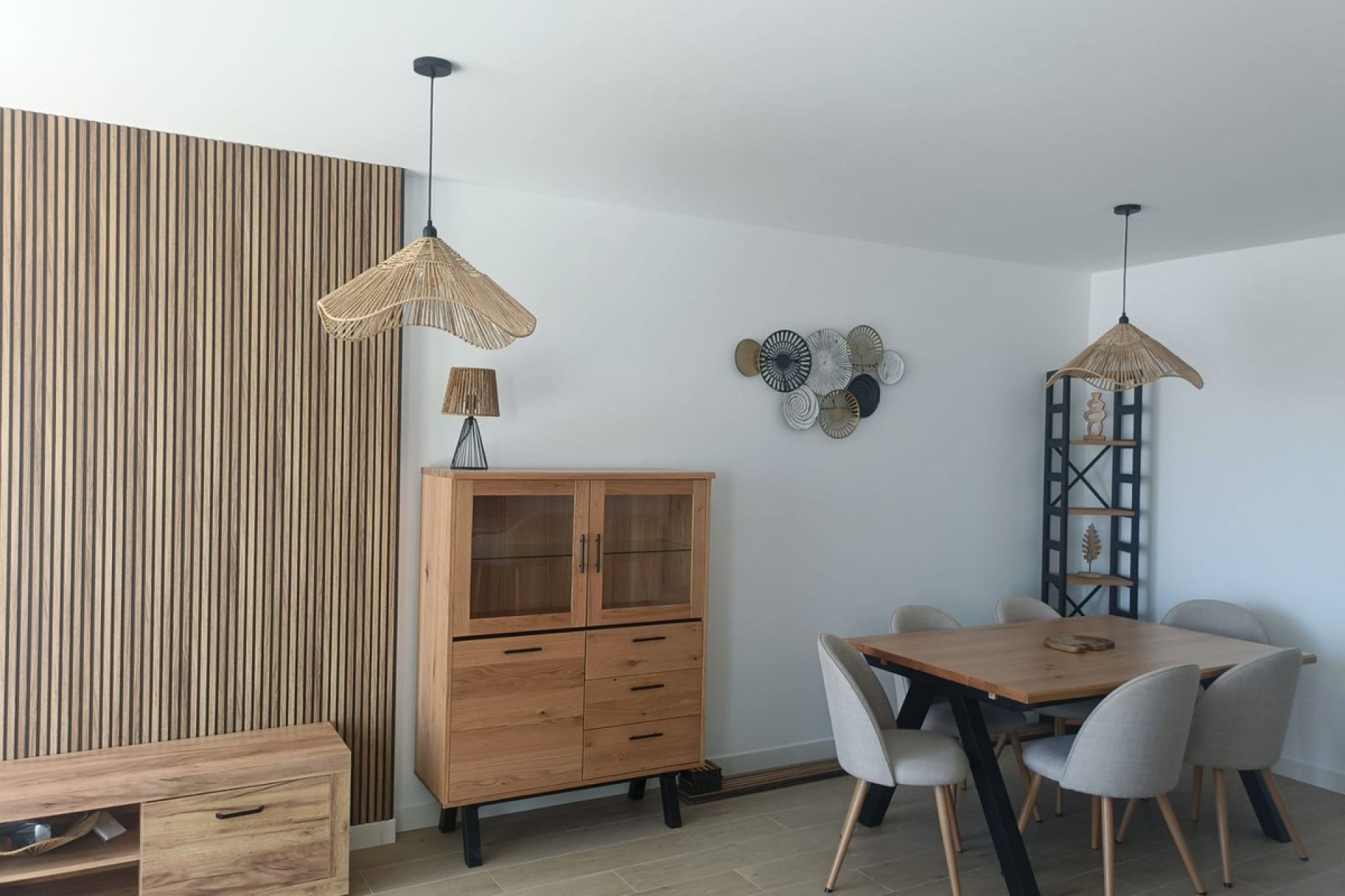 Resale - Apartment - Middle Floor Apartment - Estepona - Estepona Centro