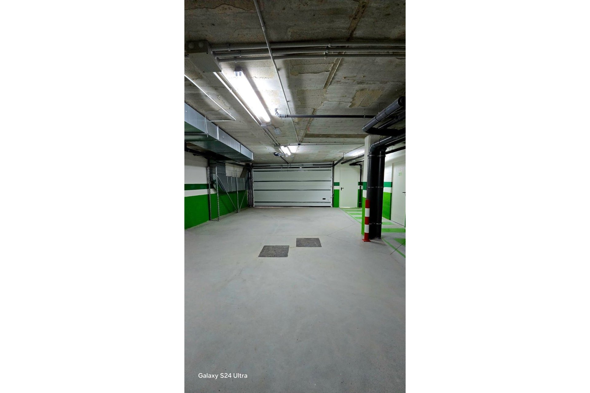 Resale - Apartment - Middle Floor Apartment - Estepona - Estepona Centro