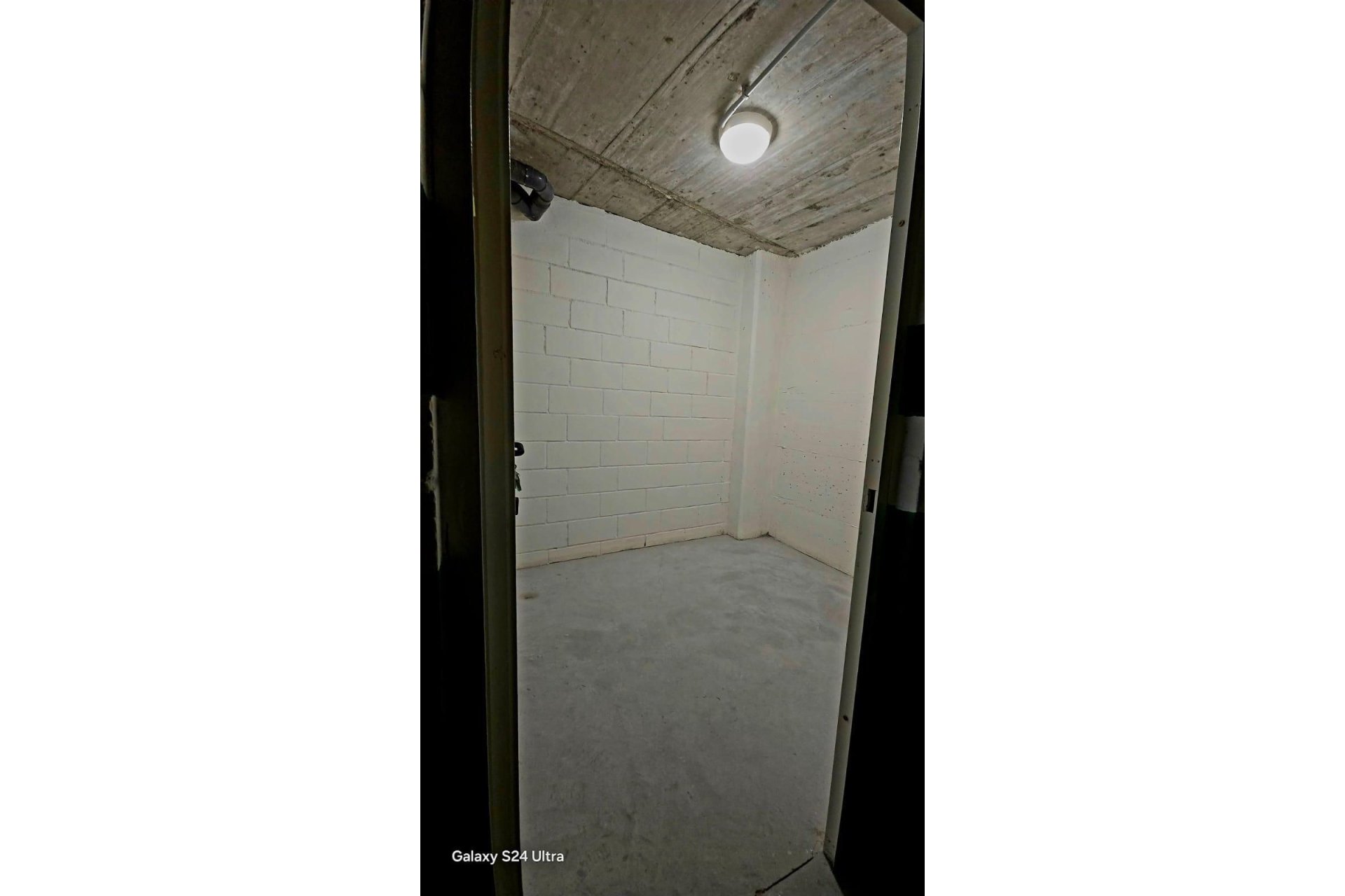 Resale - Apartment - Middle Floor Apartment - Estepona - Estepona Centro