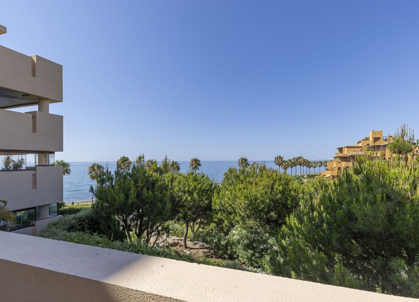 Resale - Apartment - Middle Floor Apartment - Estepona - Estepona Centro