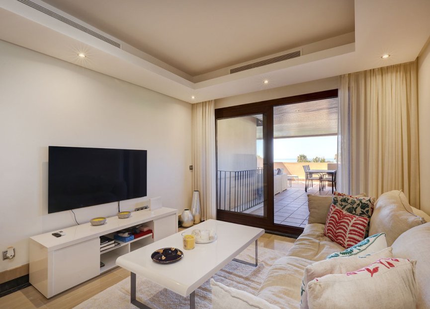 Resale - Apartment - Middle Floor Apartment - Estepona - Estepona Centro