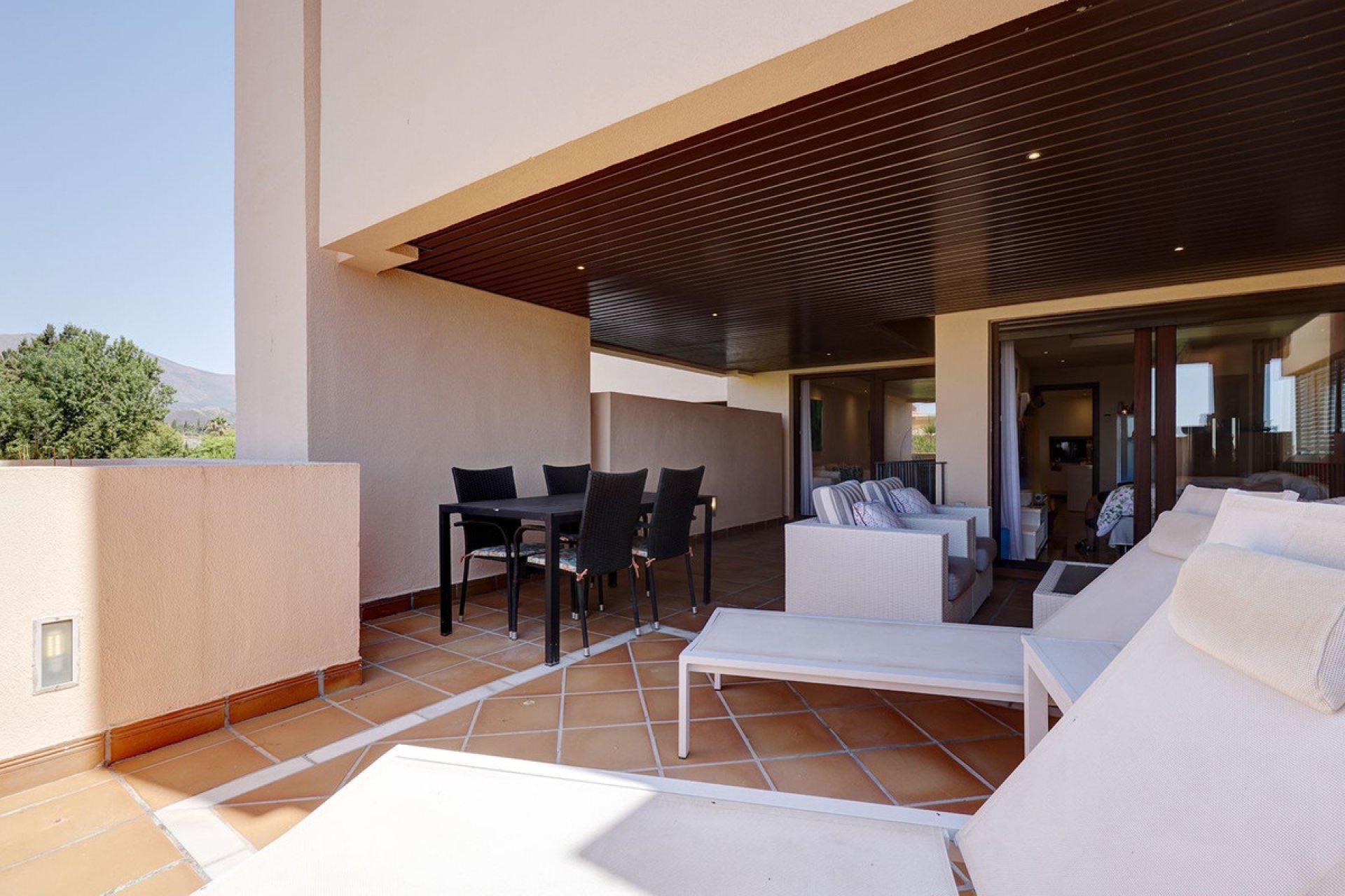 Resale - Apartment - Middle Floor Apartment - Estepona - Estepona Centro