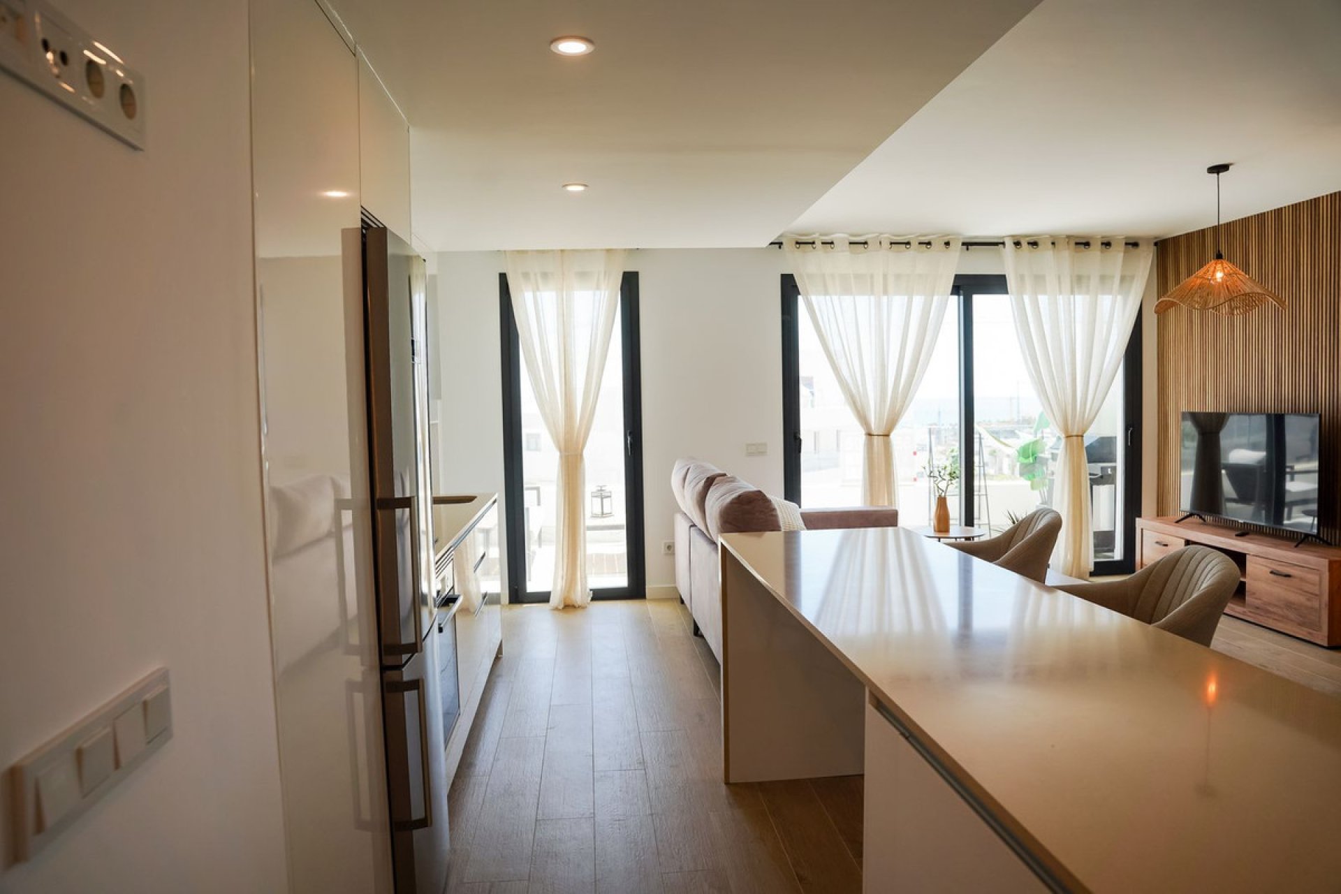 Resale - Apartment - Middle Floor Apartment - Estepona - Estepona Centro