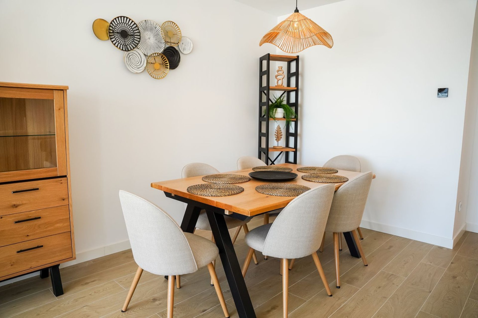 Resale - Apartment - Middle Floor Apartment - Estepona - Estepona Centro