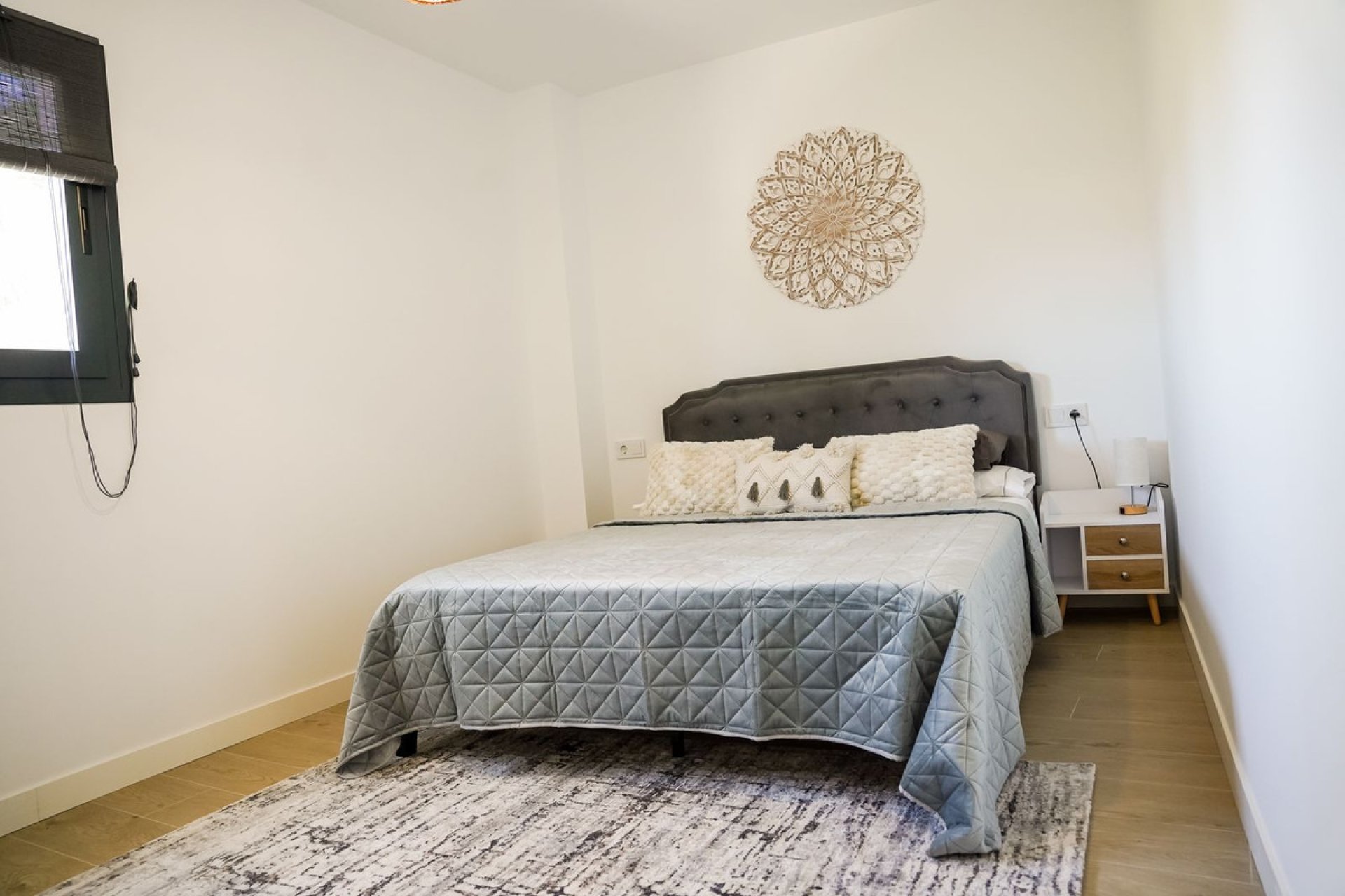 Resale - Apartment - Middle Floor Apartment - Estepona - Estepona Centro