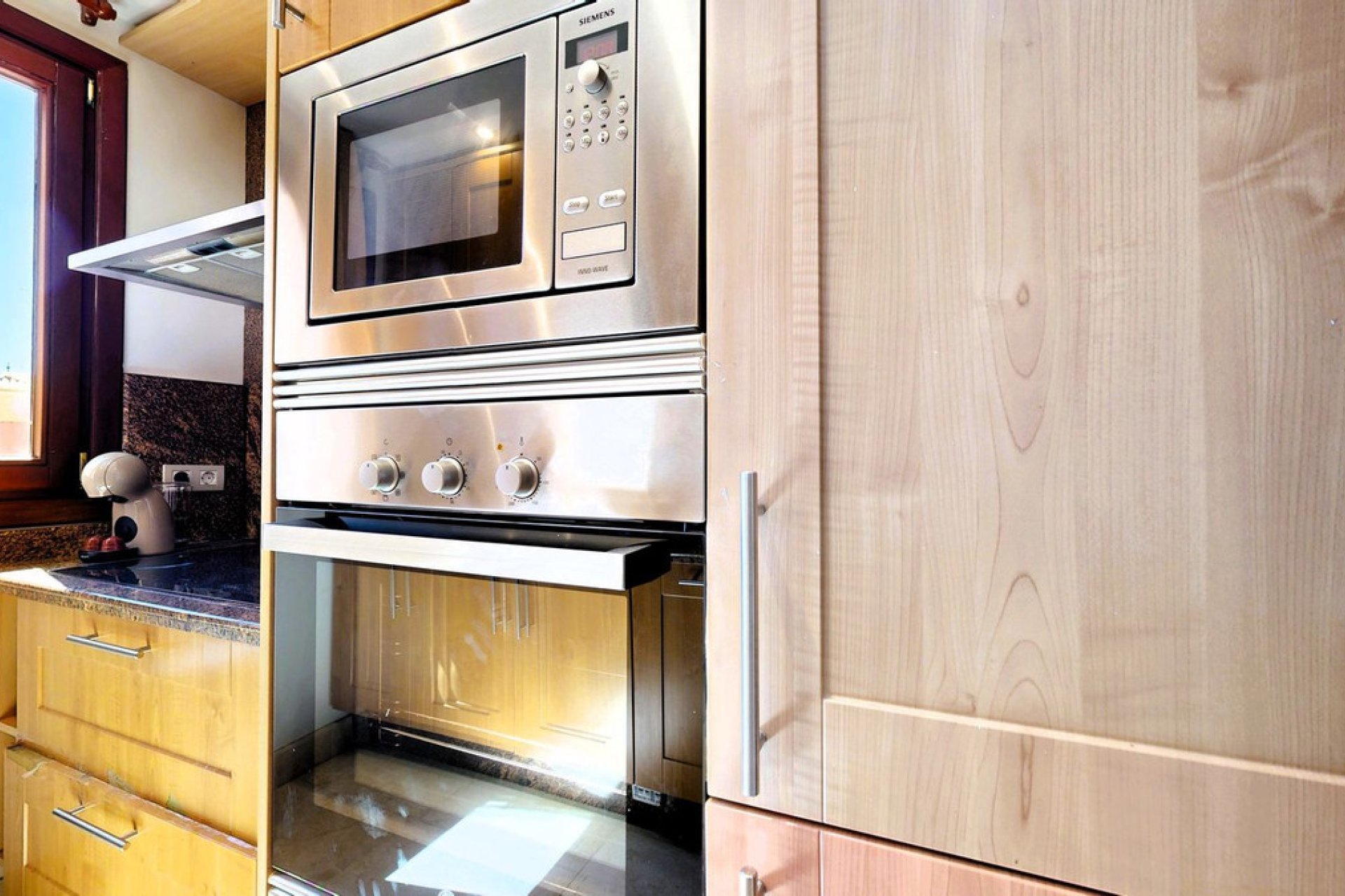 Resale - Apartment - Middle Floor Apartment - Estepona - Estepona Centro