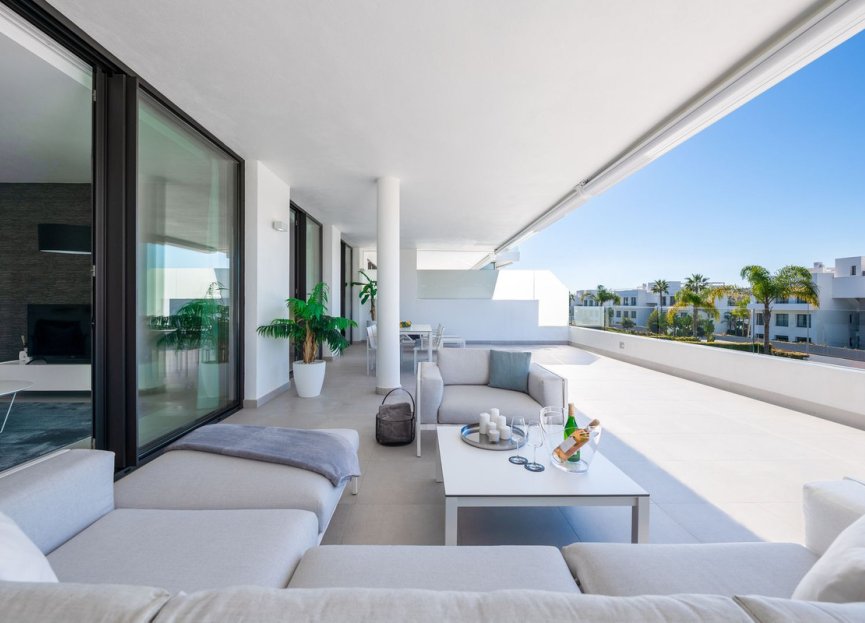 Resale - Apartment - Middle Floor Apartment - Estepona - Estepona Centro