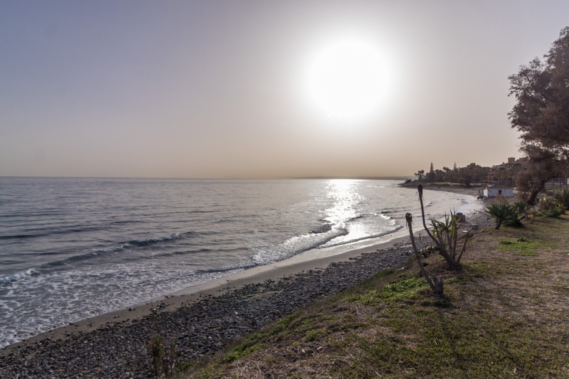 Resale - Apartment - Middle Floor Apartment - Estepona - Estepona Centro