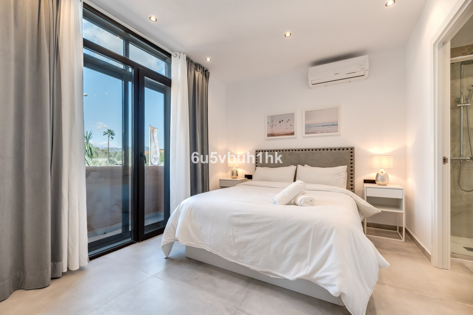 Resale - Apartment - Middle Floor Apartment - Estepona - Estepona Centro