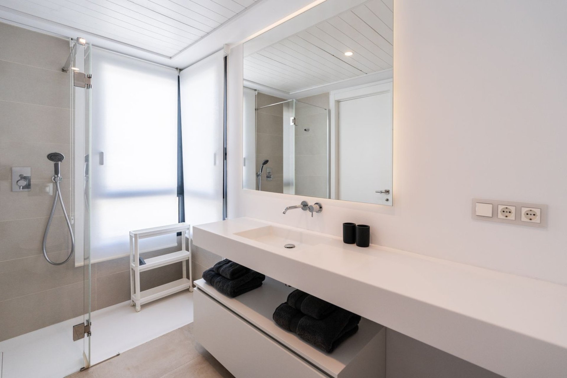 Resale - Apartment - Middle Floor Apartment - Estepona - Estepona Centro