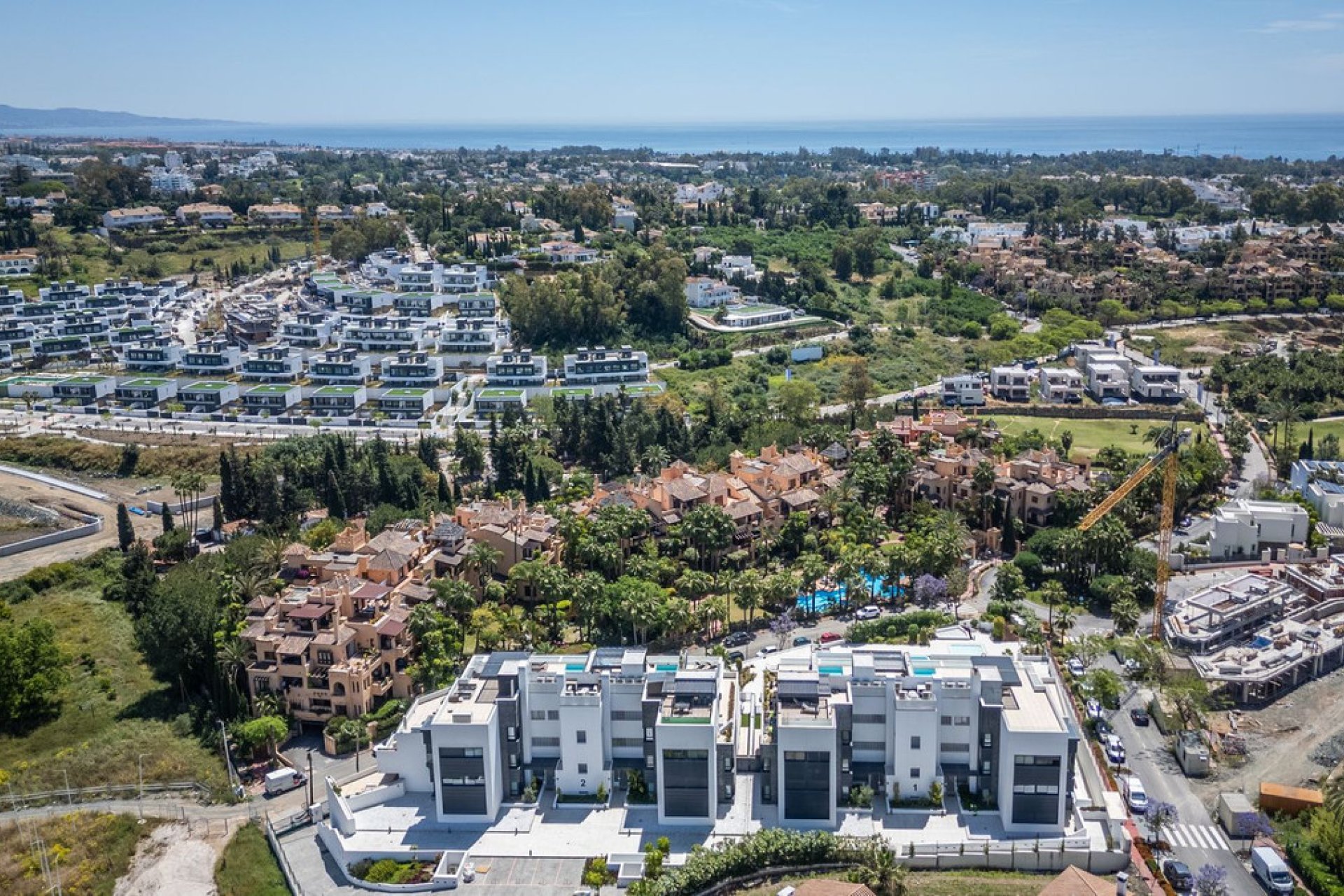Resale - Apartment - Middle Floor Apartment - Estepona - Estepona Centro