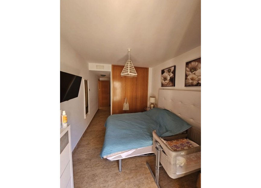 Resale - Apartment - Middle Floor Apartment - Estepona - Estepona Centro