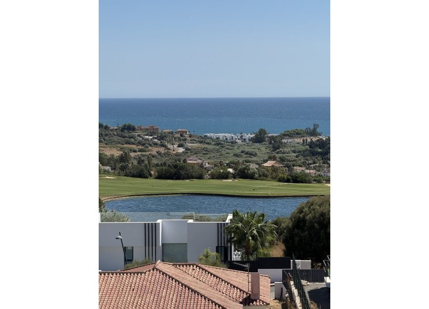 Resale - Apartment - Middle Floor Apartment - Estepona - Estepona Centro