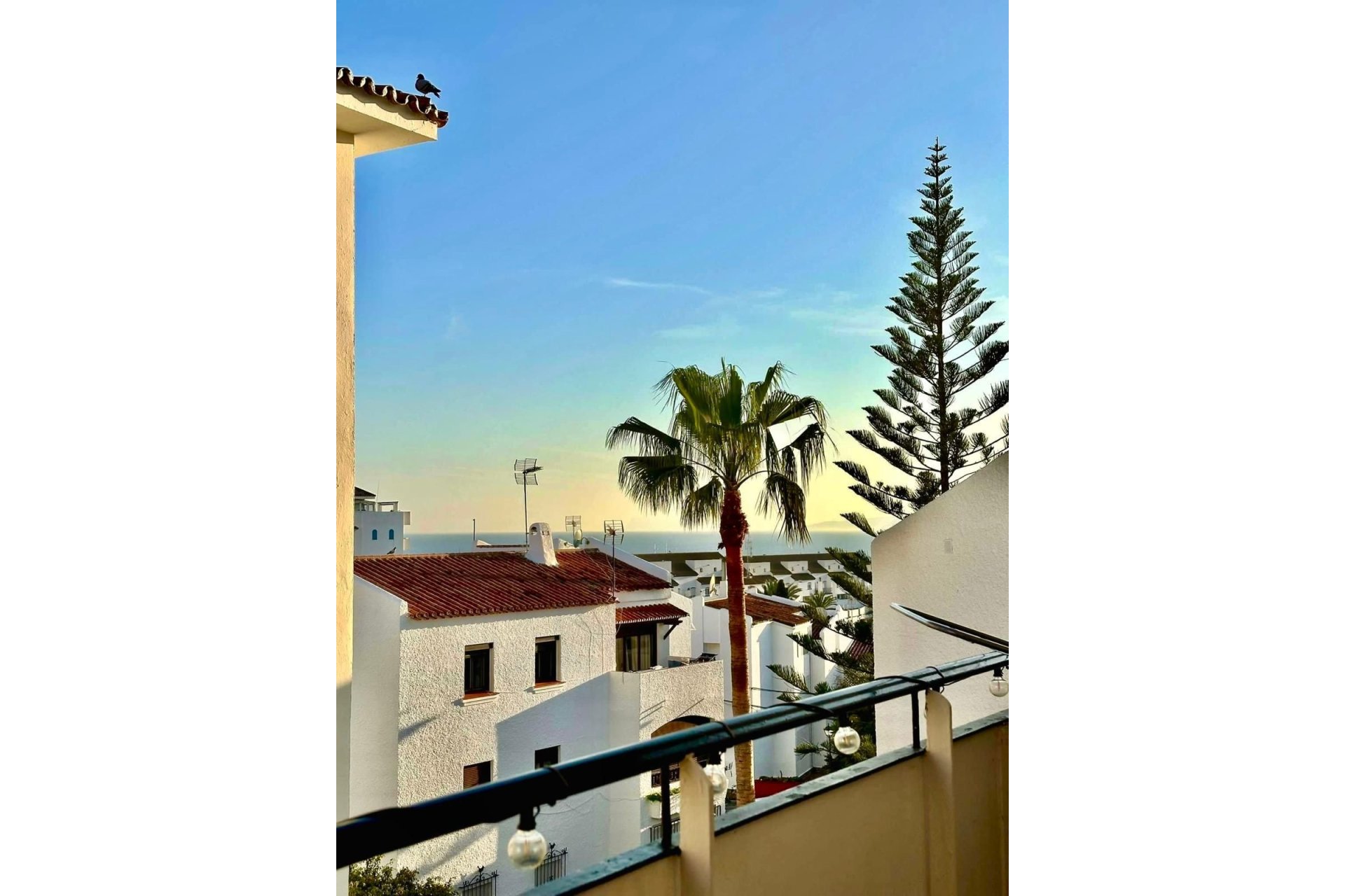 Resale - Apartment - Middle Floor Apartment - Estepona - Estepona Centro
