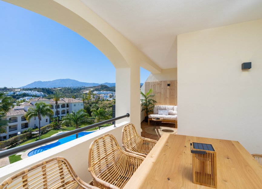 Resale - Apartment - Middle Floor Apartment - Estepona - Estepona Centro