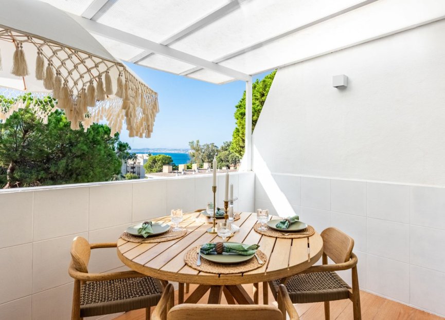 Resale - Apartment - Middle Floor Apartment - Estepona - Estepona Centro