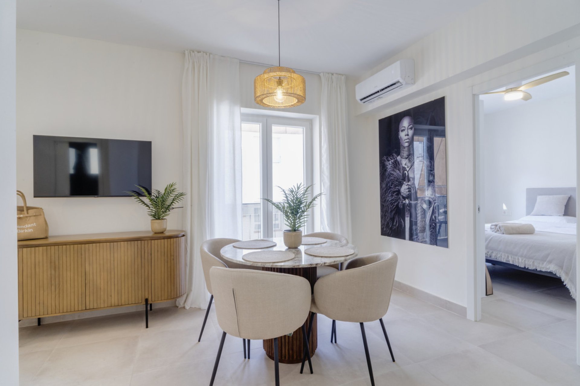 Resale - Apartment - Middle Floor Apartment - Estepona - Estepona Centro