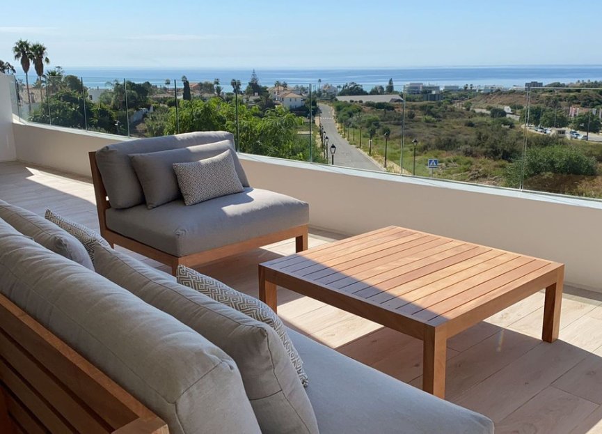 Resale - Apartment - Middle Floor Apartment - Estepona - Estepona Centro