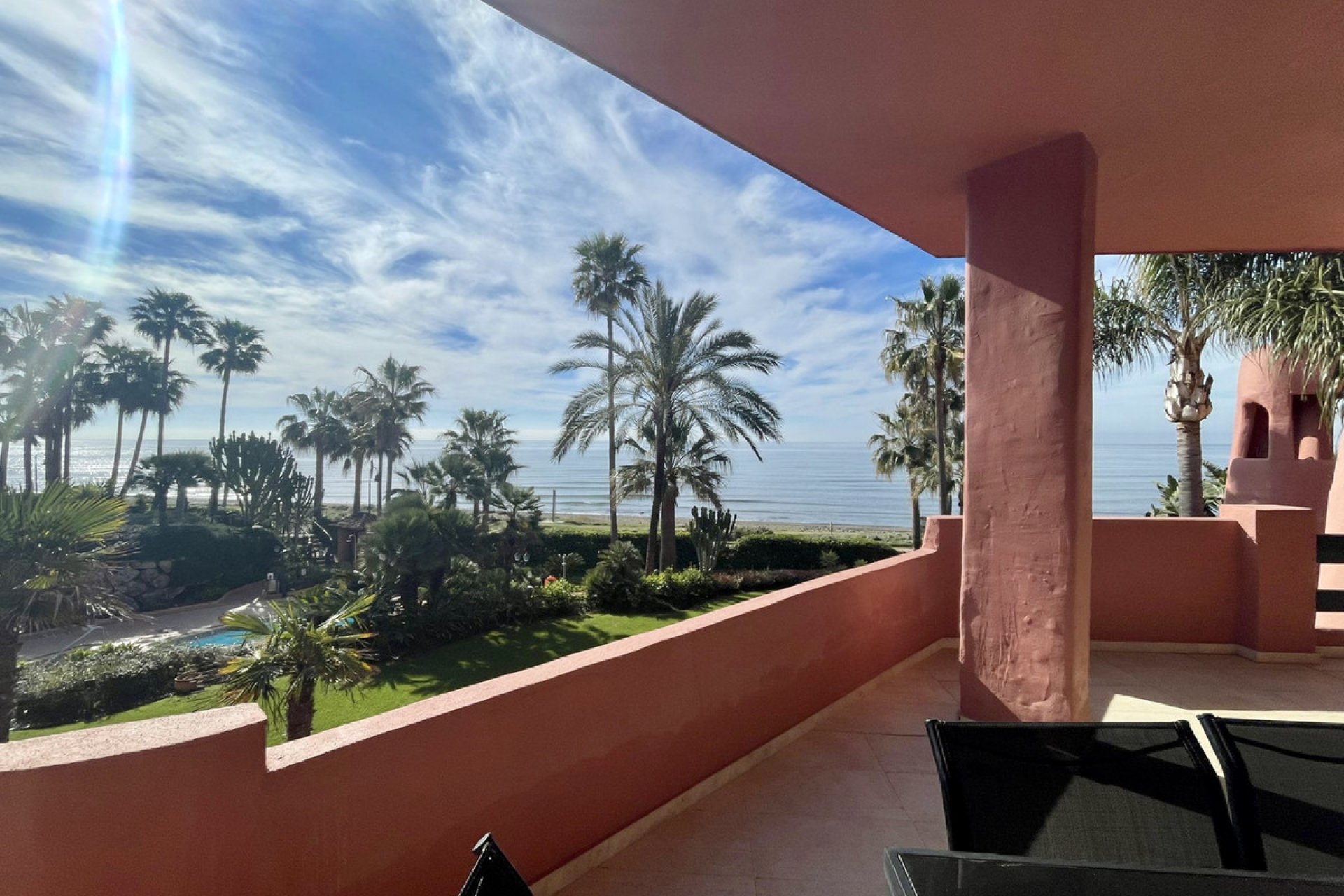 Resale - Apartment - Middle Floor Apartment - Estepona - Estepona Centro