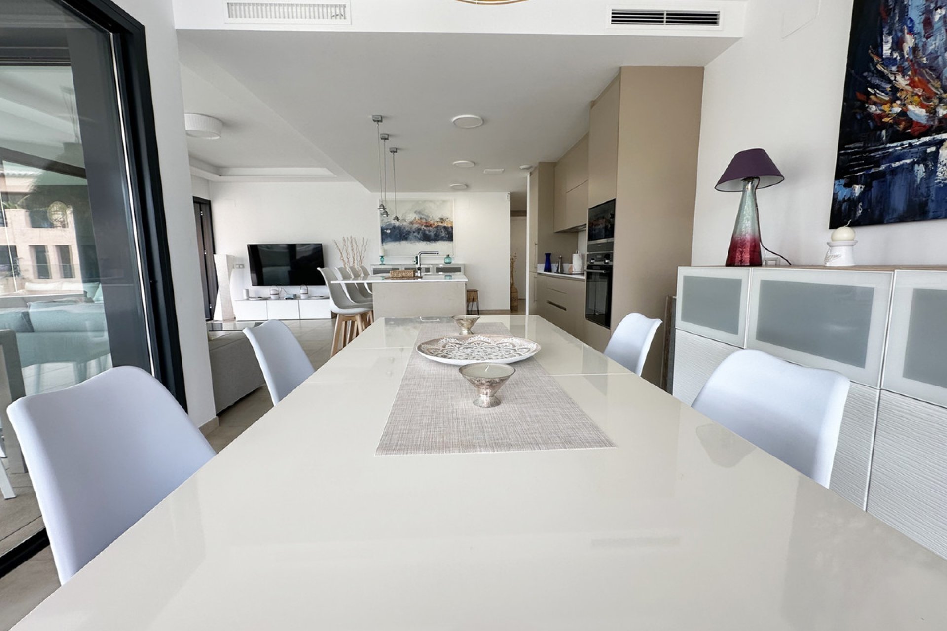 Resale - Apartment - Middle Floor Apartment - Estepona - Estepona Centro