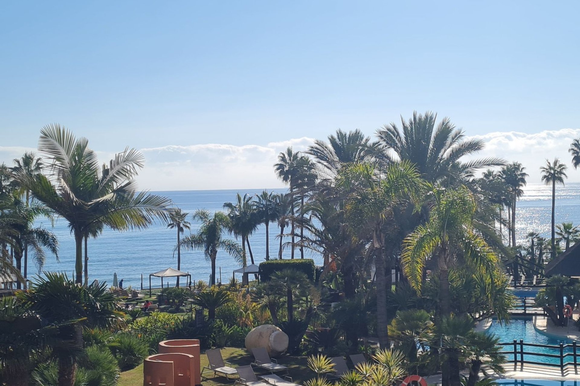 Resale - Apartment - Middle Floor Apartment - Estepona - Estepona Centro