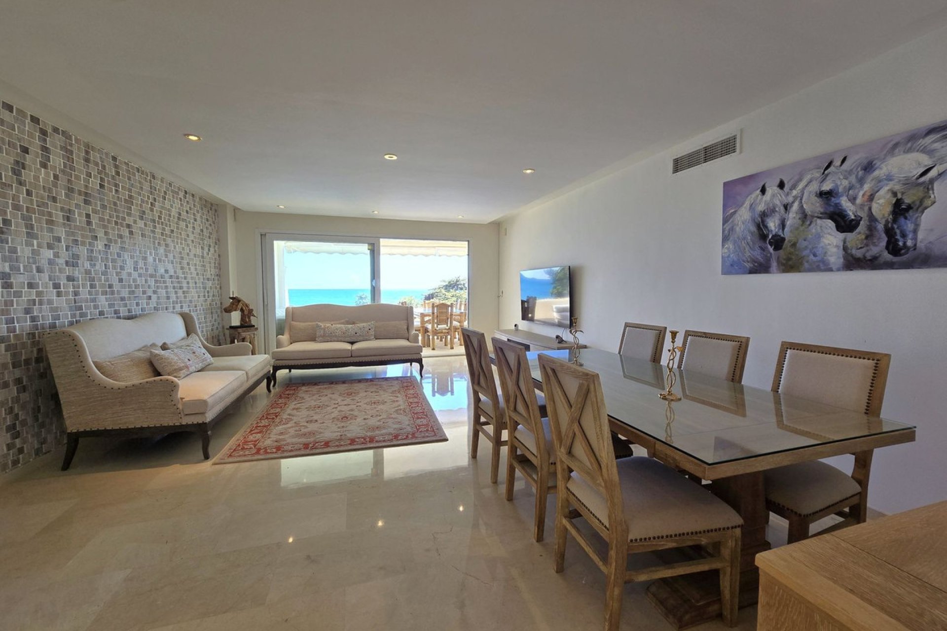 Resale - Apartment - Middle Floor Apartment - Estepona - Estepona Centro