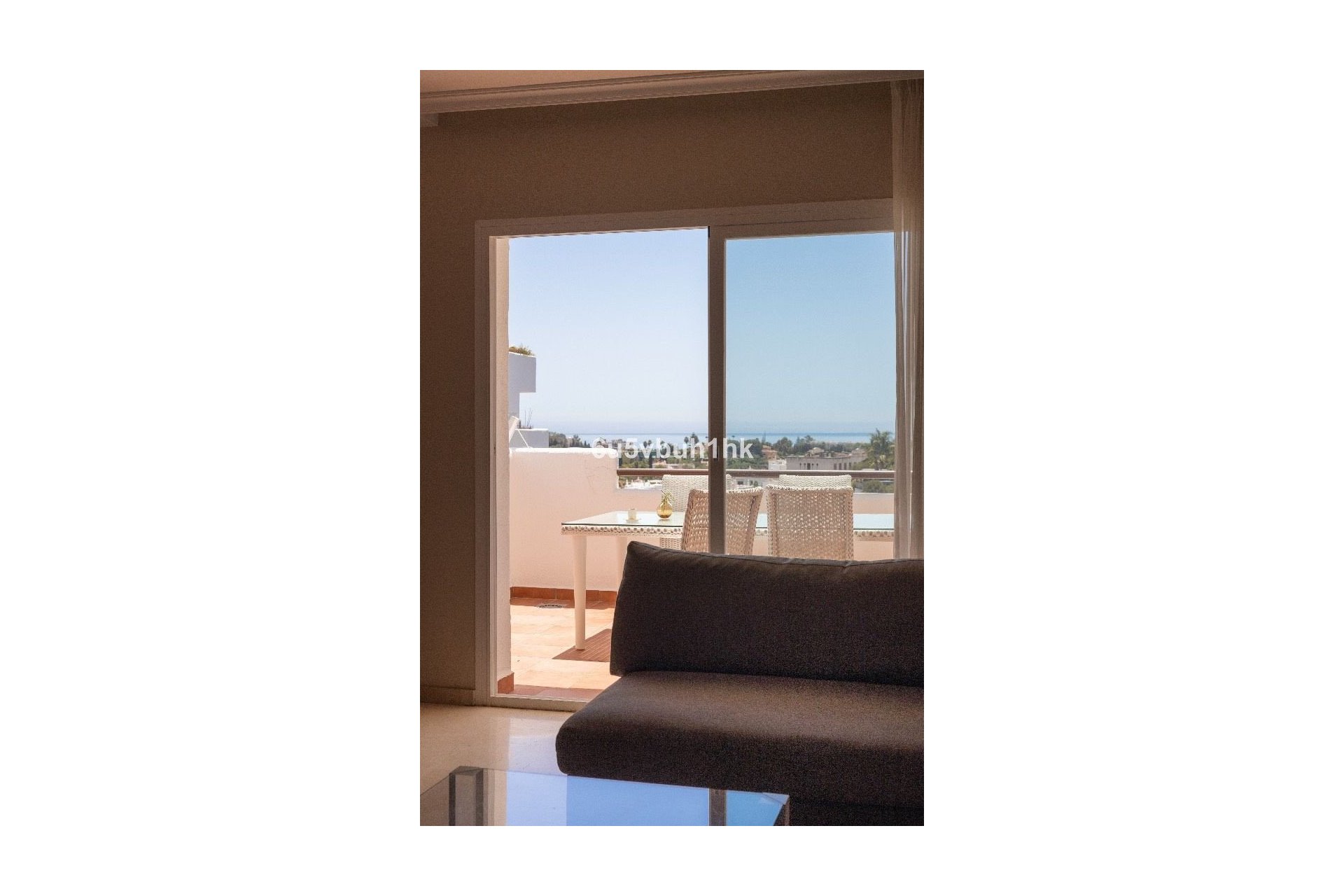 Resale - Apartment - Middle Floor Apartment - Estepona - Estepona Centro