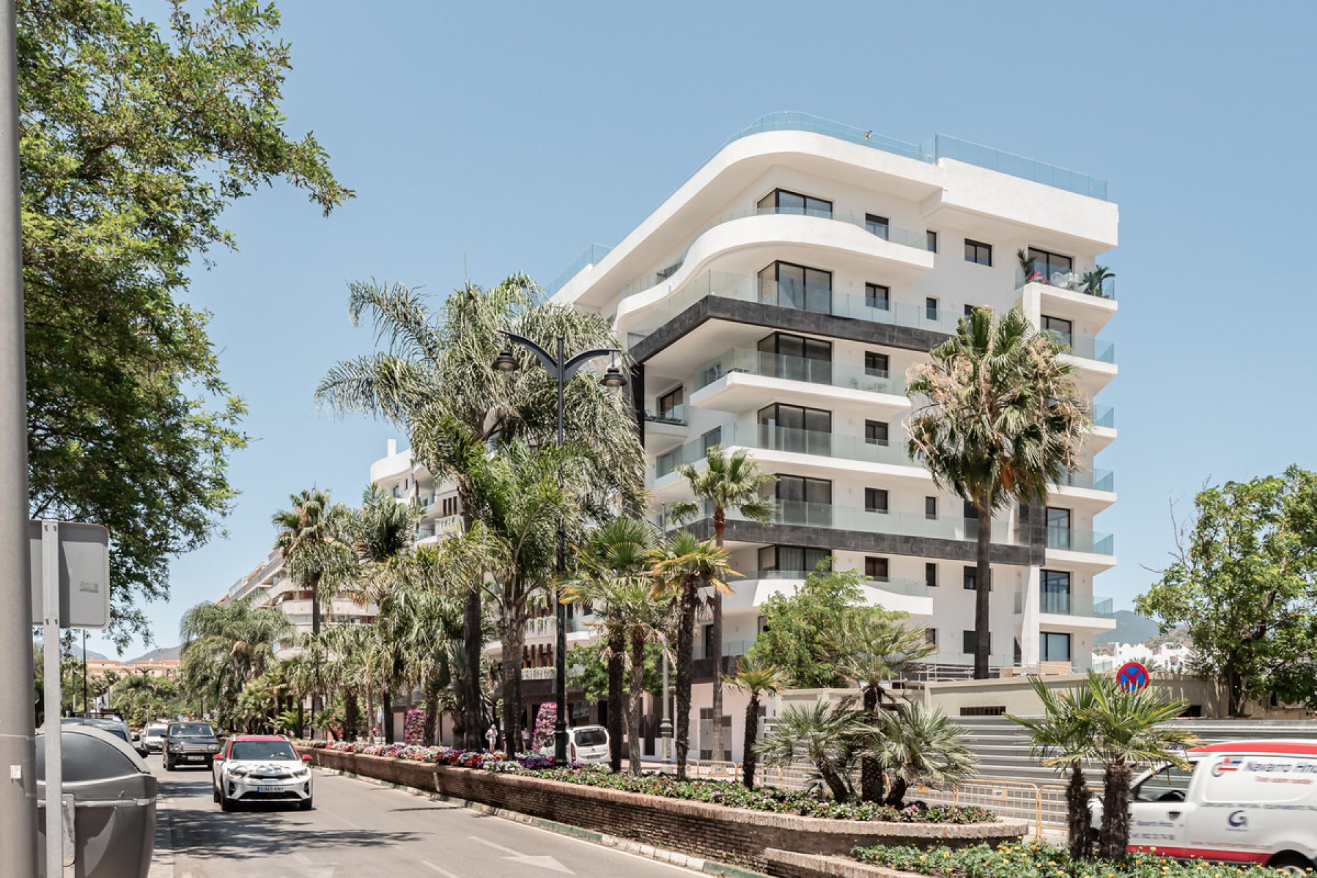 Resale - Apartment - Middle Floor Apartment - Estepona - Estepona Centro