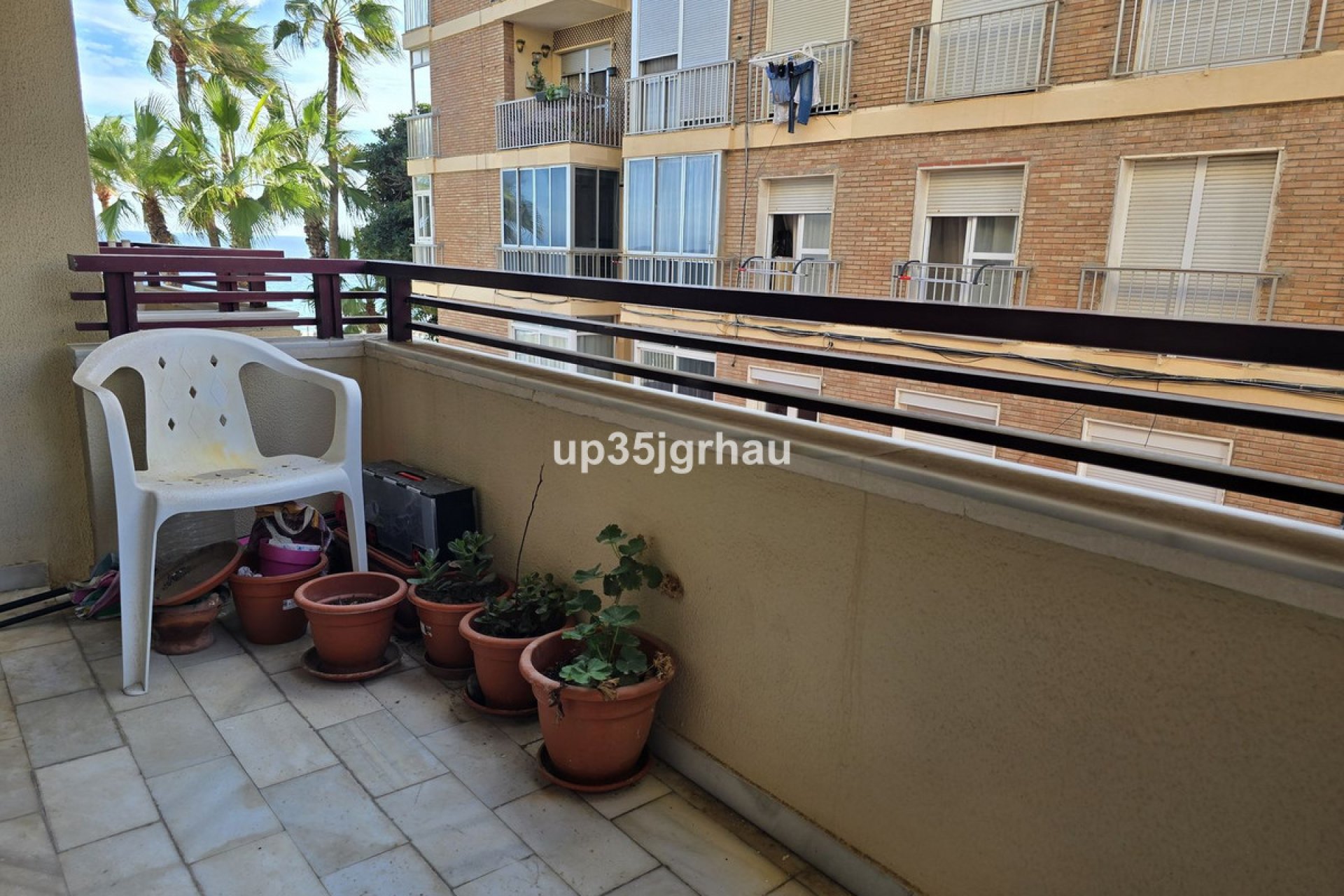 Resale - Apartment - Middle Floor Apartment - Estepona - Estepona Centro