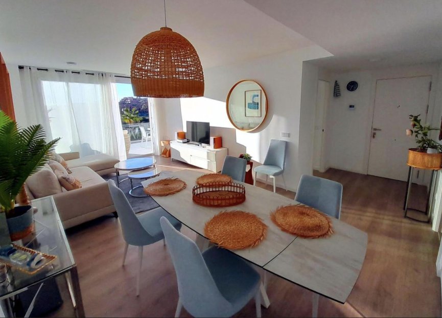 Resale - Apartment - Middle Floor Apartment - Estepona - Estepona Centro