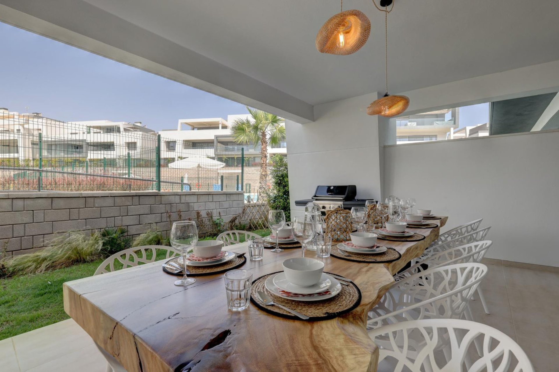 Resale - Apartment - Middle Floor Apartment - Estepona - Estepona Centro