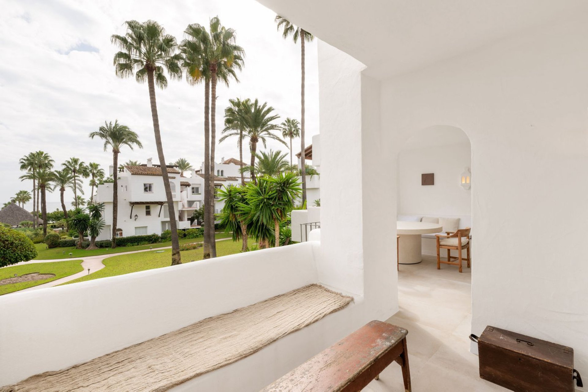 Resale - Apartment - Middle Floor Apartment - Estepona - Estepona Centro