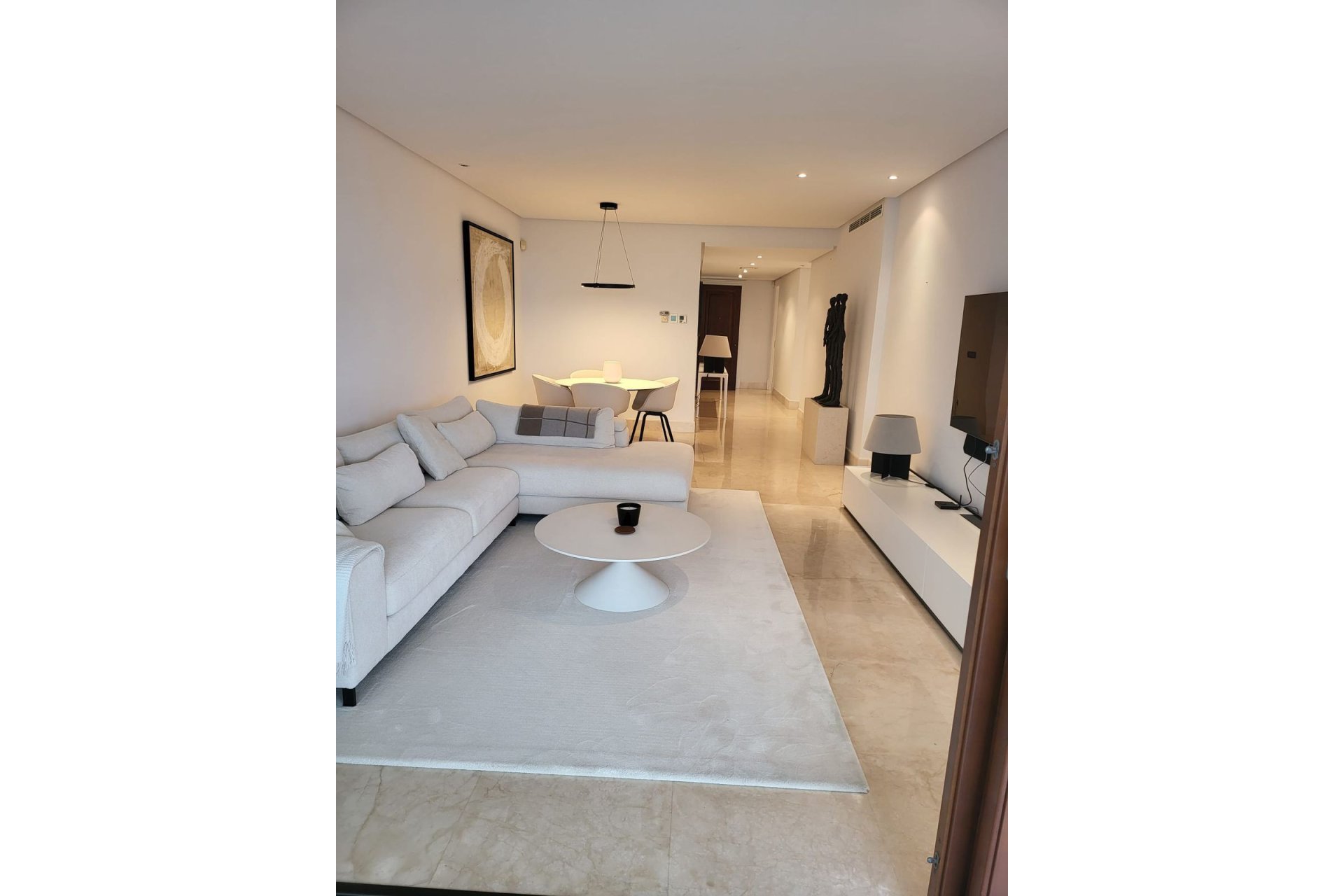 Resale - Apartment - Middle Floor Apartment - Estepona - Estepona Centro