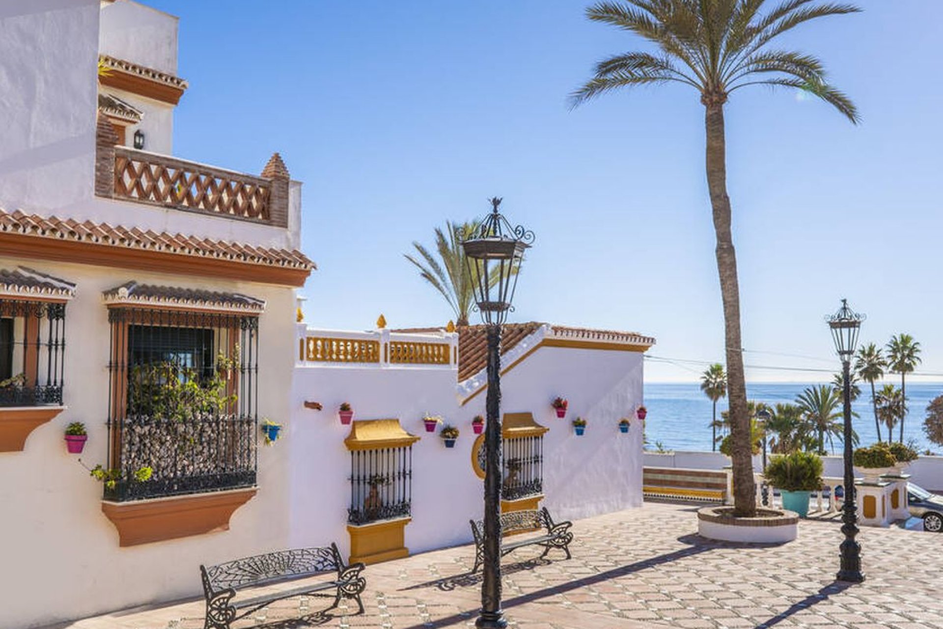 Resale - Apartment - Middle Floor Apartment - Estepona - Estepona Centro